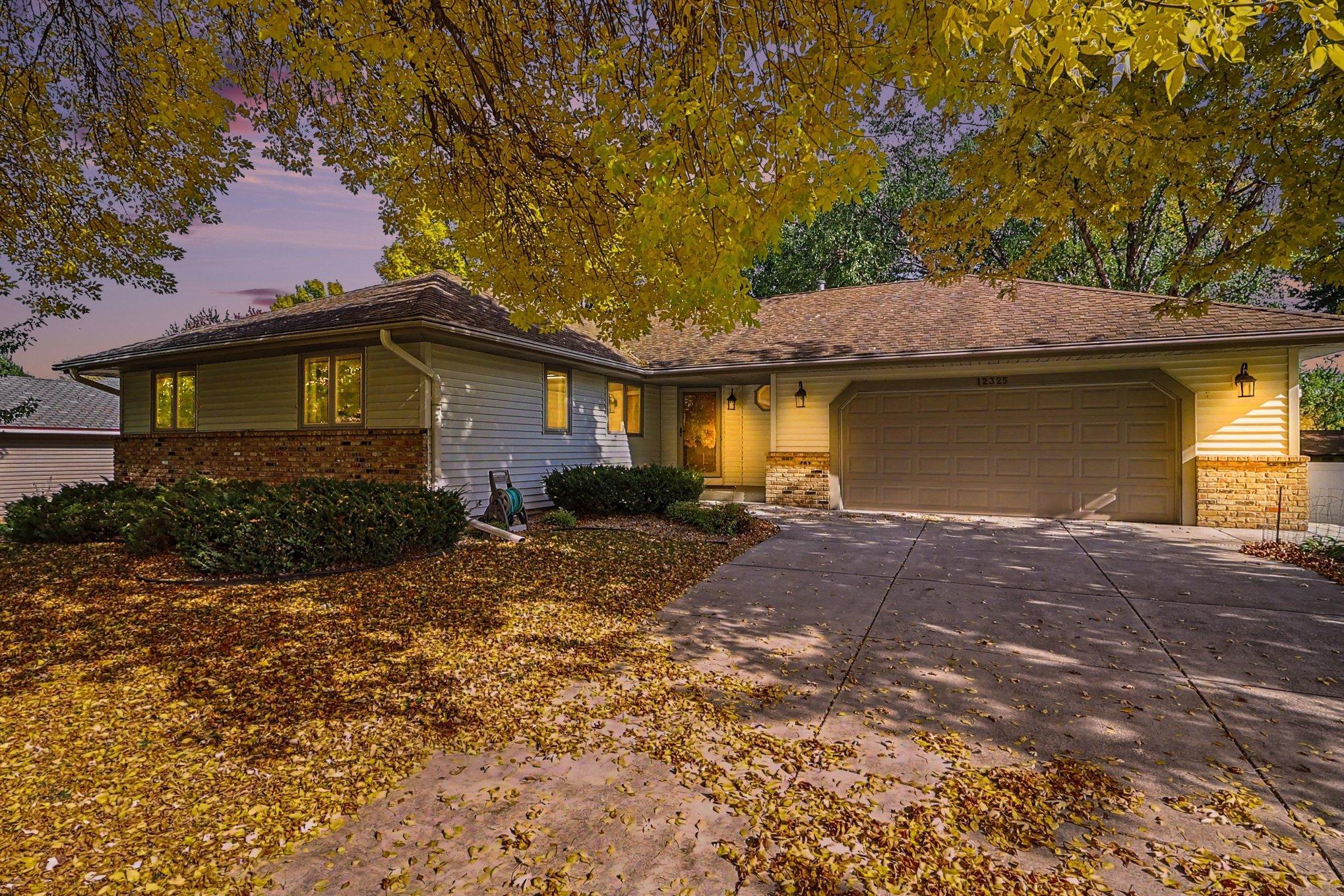 View of Residential at 12325 Villaburne Drive, Burnsville MN 55337, Burnsville (30 of 32) - Mike Wilen | Minnesota Team Real Estate