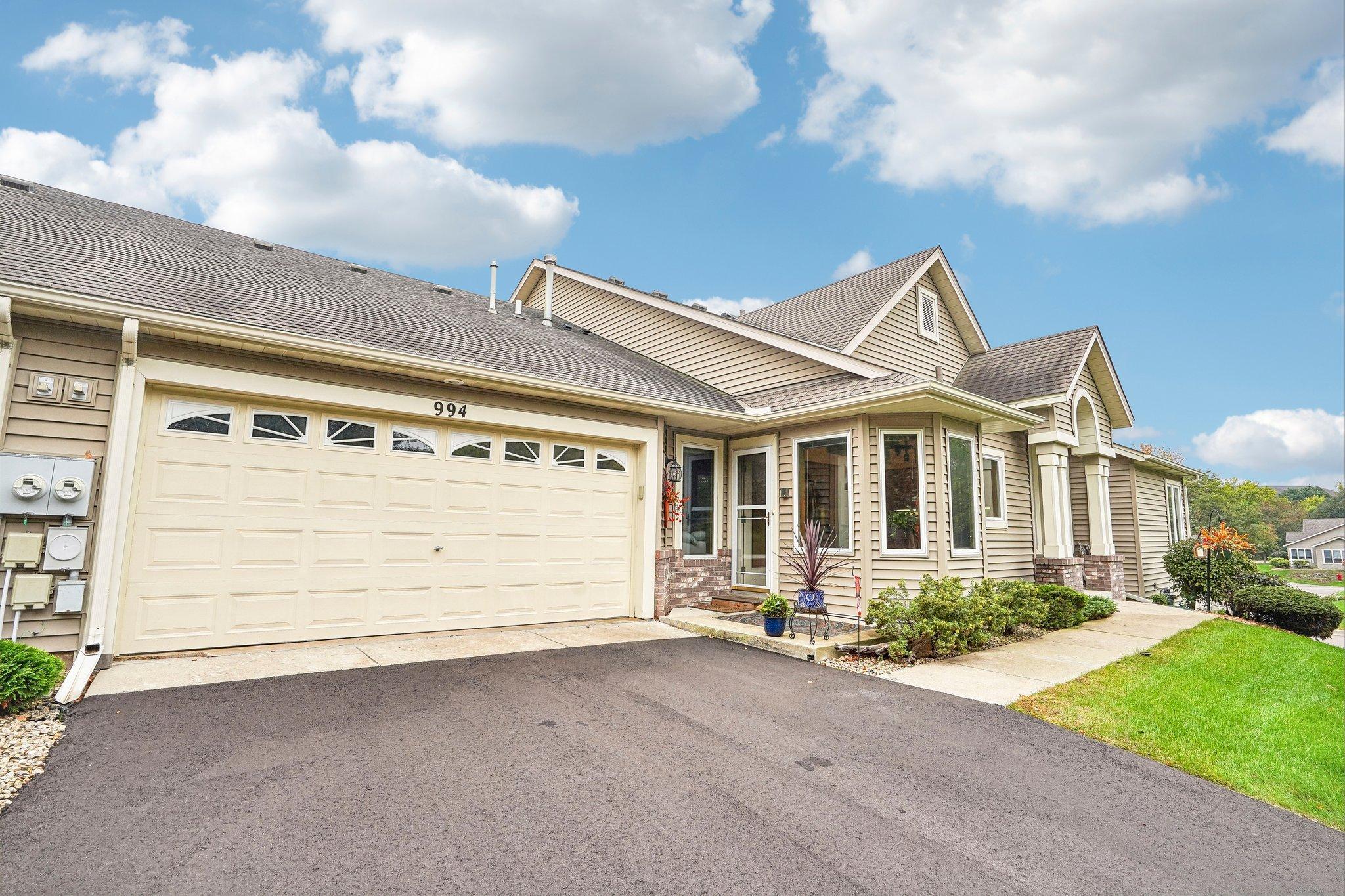 View of Residential at 994 Stratford Lane, Burnsville MN 55337, Burnsville (3 of 46) - Mike Wilen | Minnesota Team Real Estate