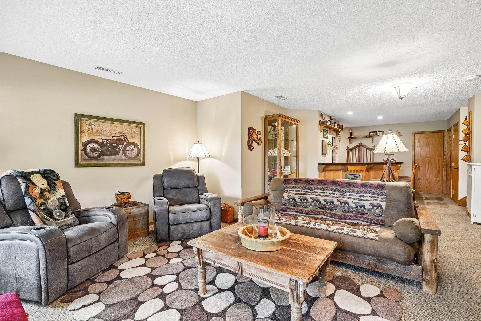 View of Residential at 994 Stratford Lane, Burnsville MN 55337, Burnsville (34 of 46) - Mike Wilen | Minnesota Team Real Estate