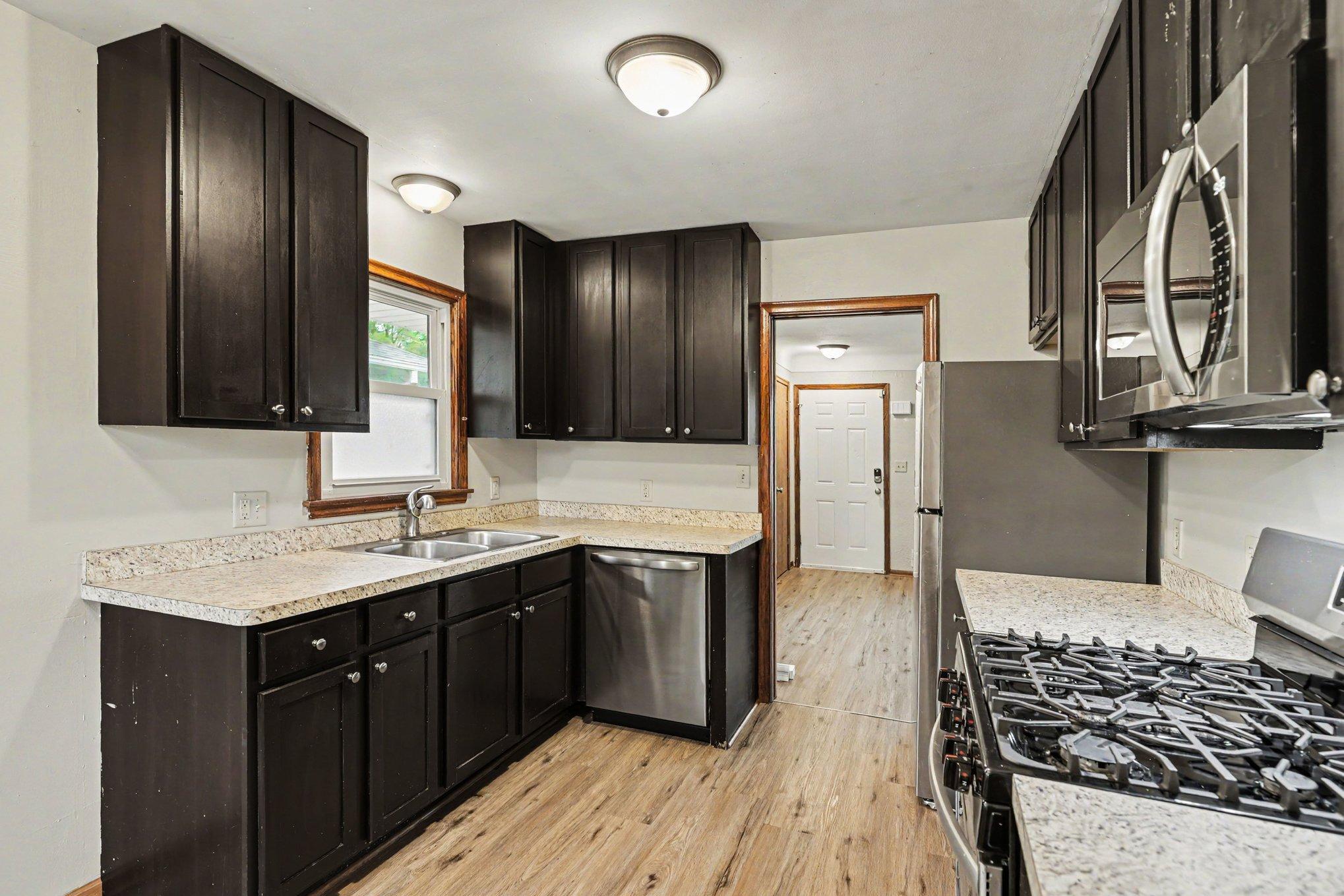 View of Residential at 2147 Burns Avenue, Saint Paul MN 55119, Saint Paul (5 of 25) - Mike Wilen | Minnesota Team Real Estate