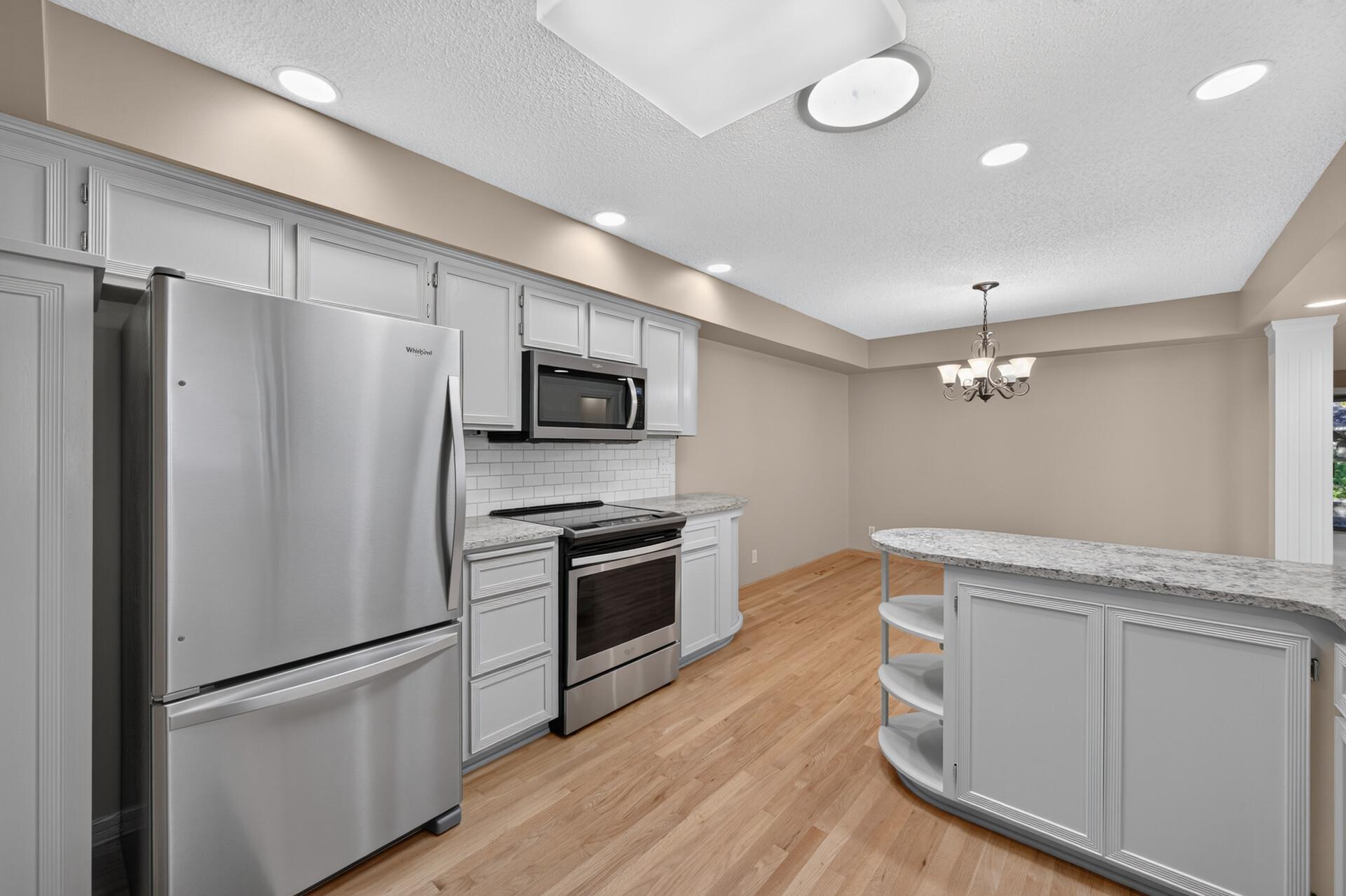 View of Residential at 525 Sterling Street, Maplewood MN 55119, Maplewood (7 of 37) - Mike Wilen | Minnesota Team Real Estate