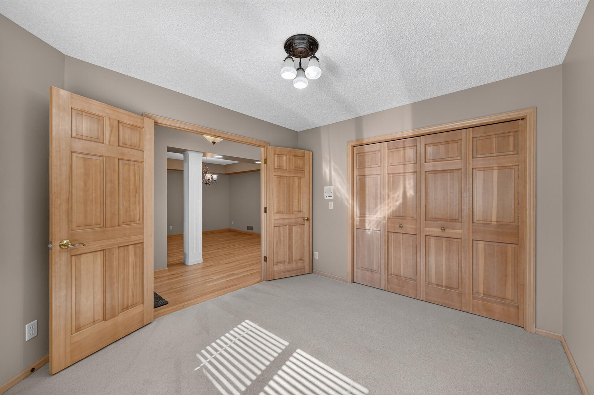 View of Residential at 525 Sterling Street, Maplewood MN 55119, Maplewood (22 of 37) - Mike Wilen | Minnesota Team Real Estate