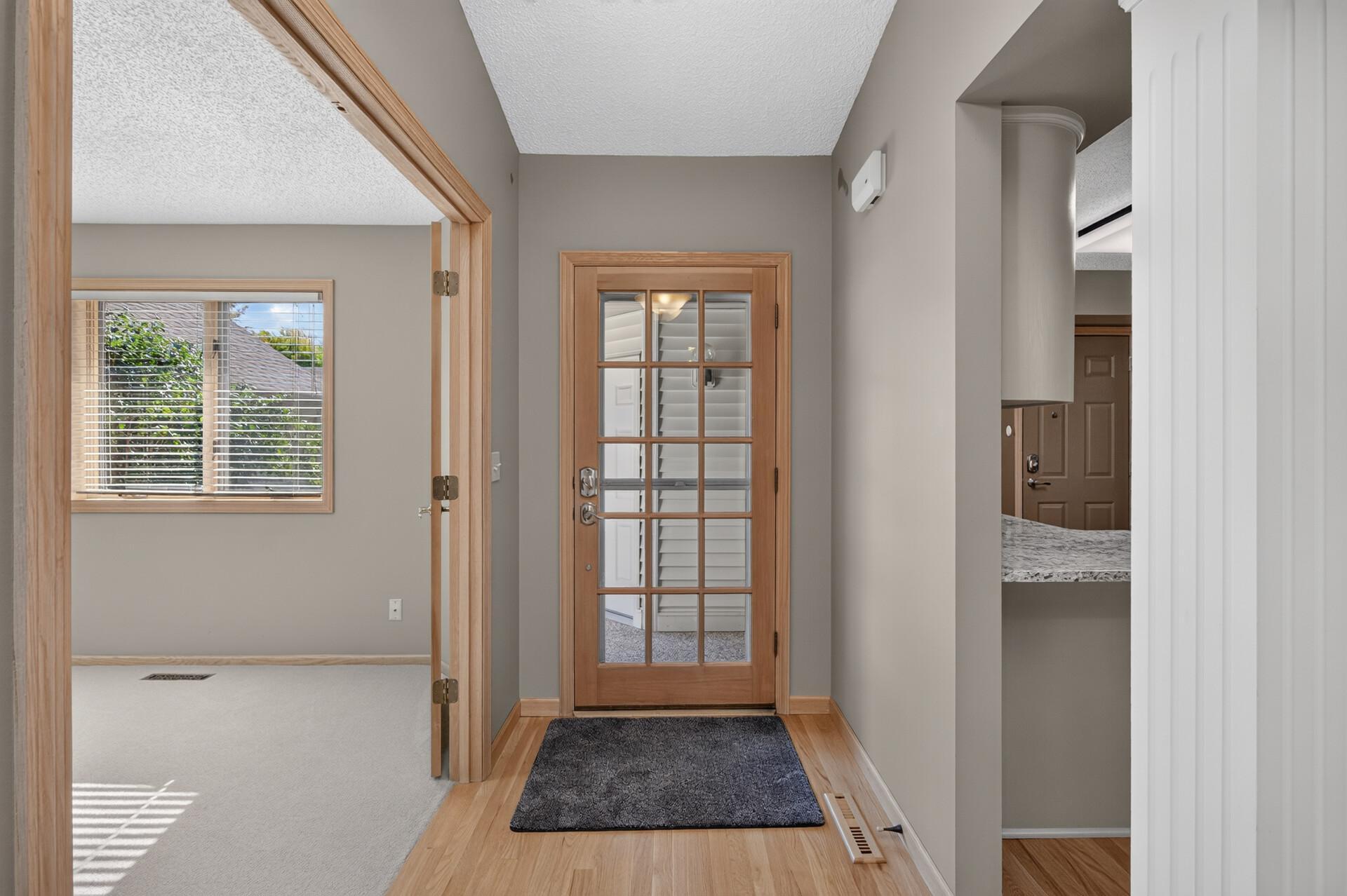 View of Residential at 525 Sterling Street, Maplewood MN 55119, Maplewood (4 of 37) - Mike Wilen | Minnesota Team Real Estate