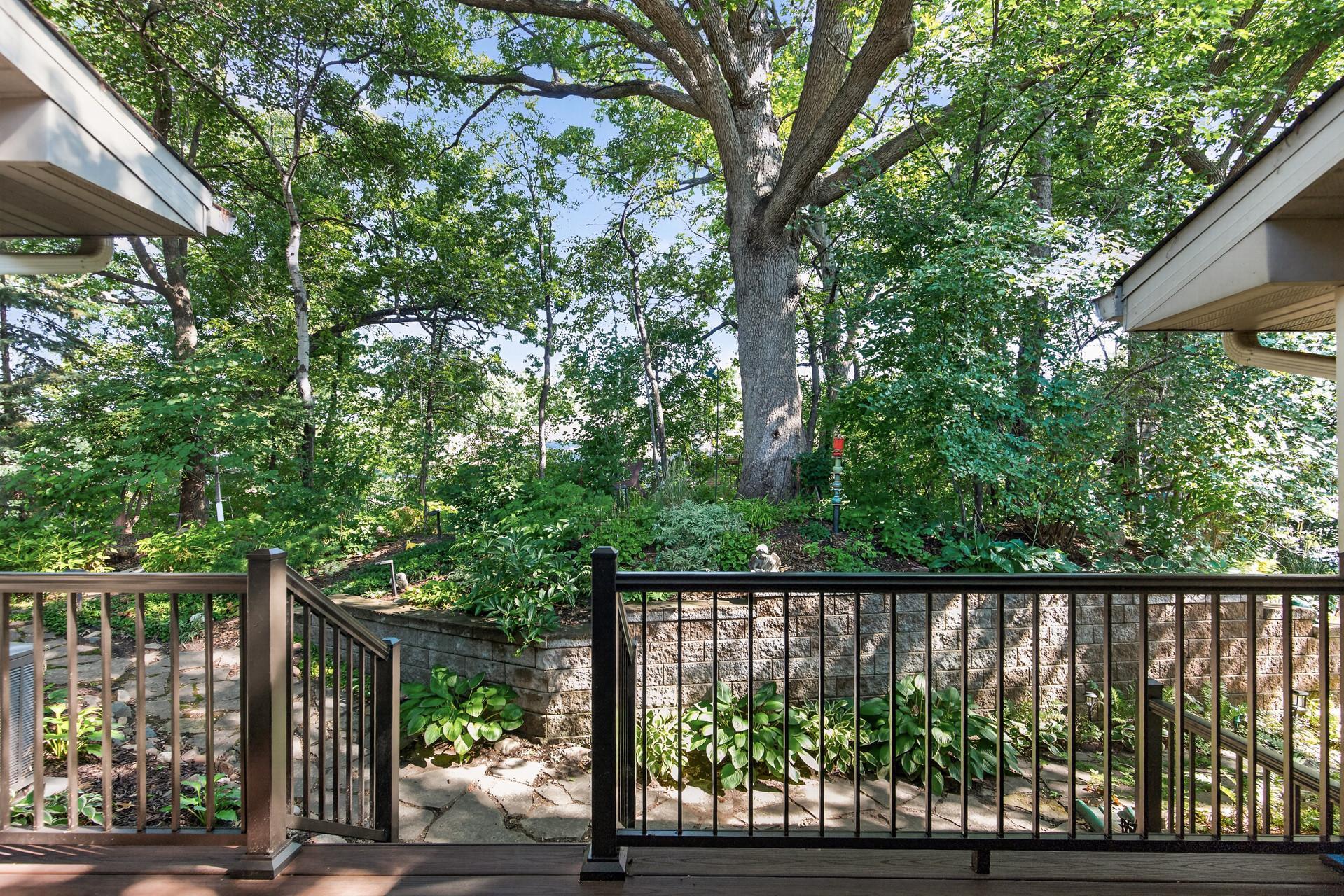 View of Residential at 525 Sterling Street, Maplewood MN 55119, Maplewood (27 of 37) - Mike Wilen | Minnesota Team Real Estate