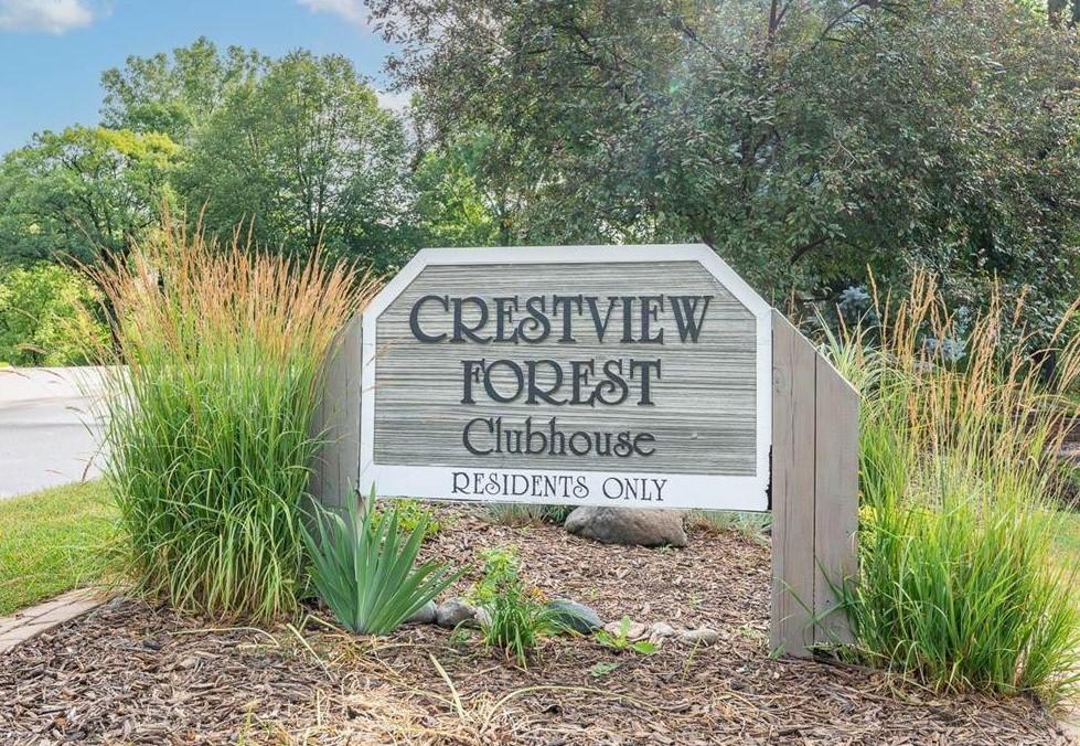 View of Residential at 525 Sterling Street, Maplewood MN 55119, Maplewood (28 of 37) - Mike Wilen | Minnesota Team Real Estate