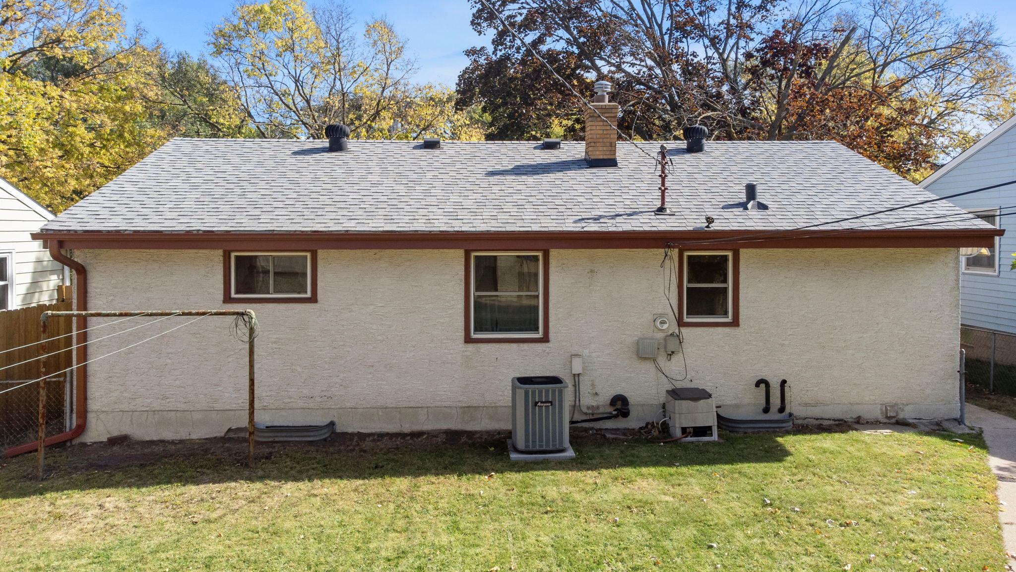 View of Residential at 1097 Dale Street, Saint Paul MN 55117, Saint Paul (53 of 71) - Mike Wilen | Minnesota Team Real Estate