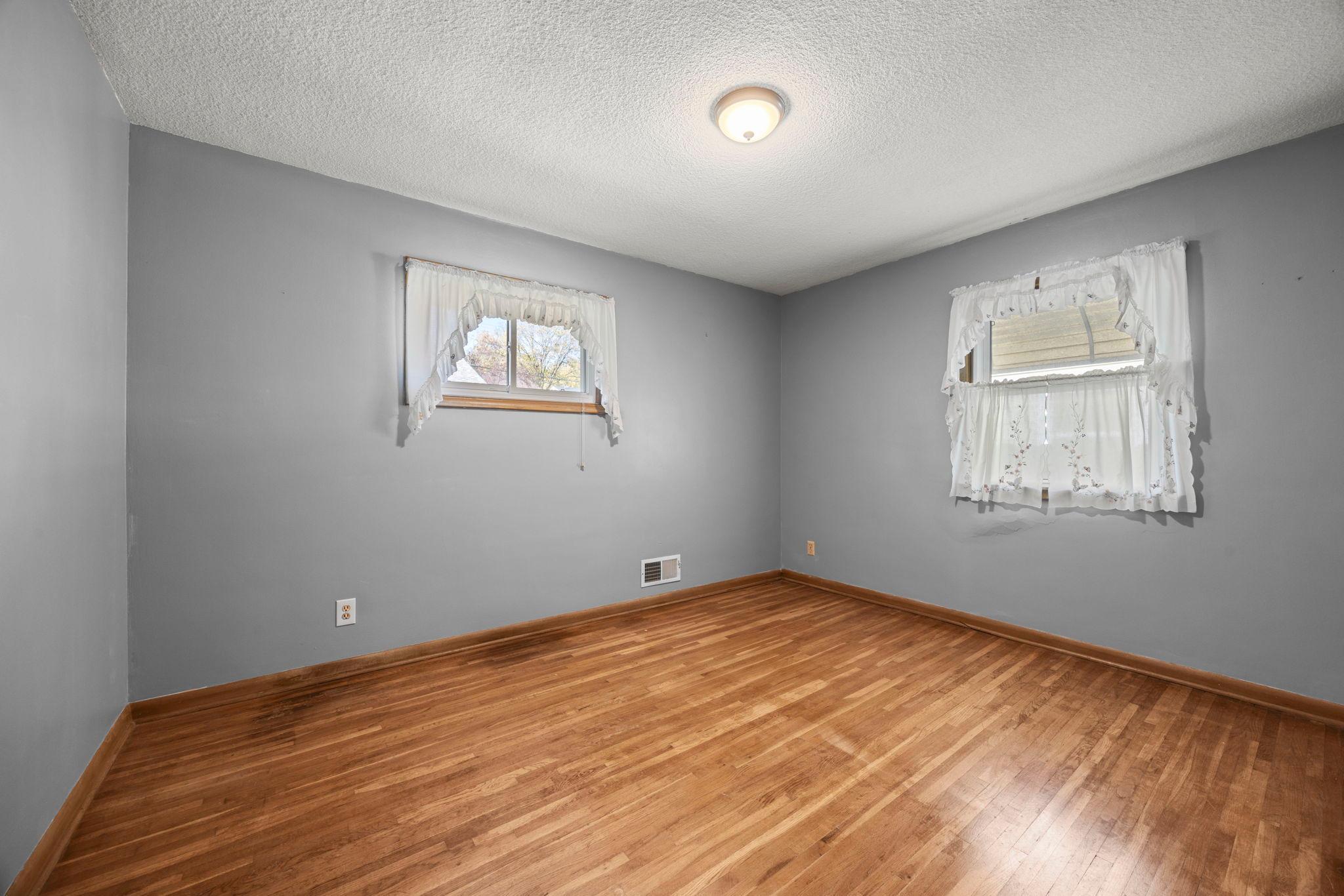 View of Residential at 1097 Dale Street, Saint Paul MN 55117, Saint Paul (30 of 71) - Mike Wilen | Minnesota Team Real Estate