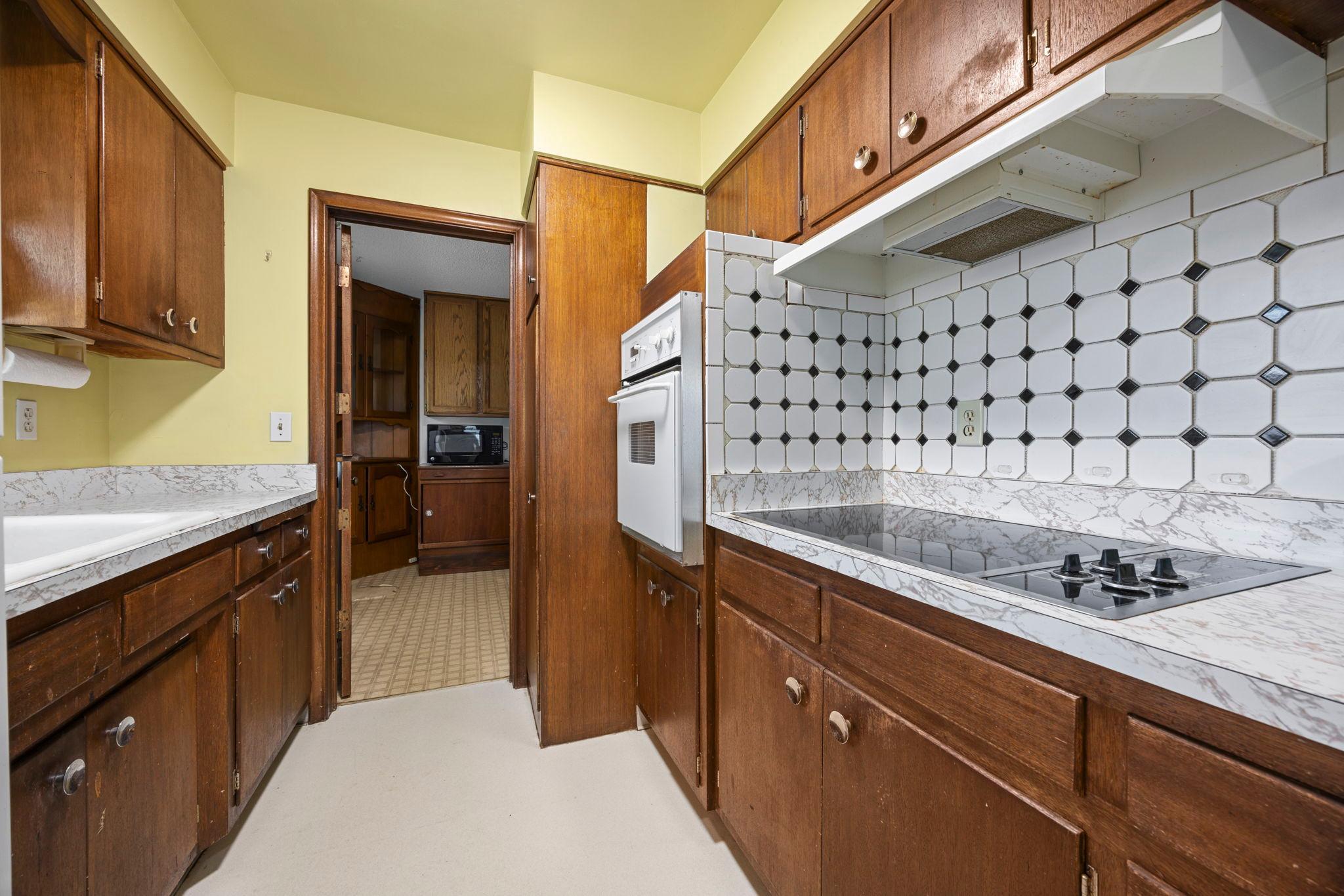 View of Residential at 1097 Dale Street, Saint Paul MN 55117, Saint Paul (22 of 71) - Mike Wilen | Minnesota Team Real Estate
