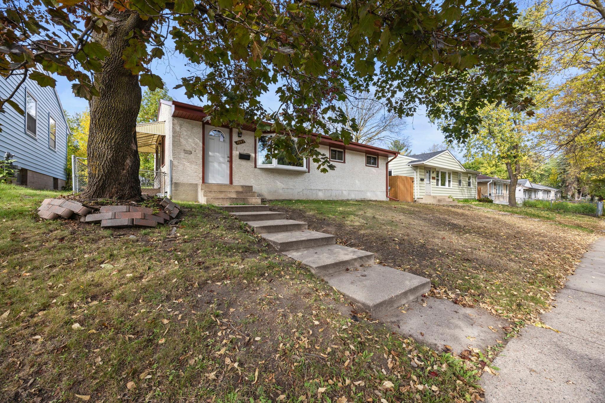 View of Residential at 1097 Dale Street, Saint Paul MN 55117, Saint Paul (9 of 71) - Mike Wilen | Minnesota Team Real Estate
