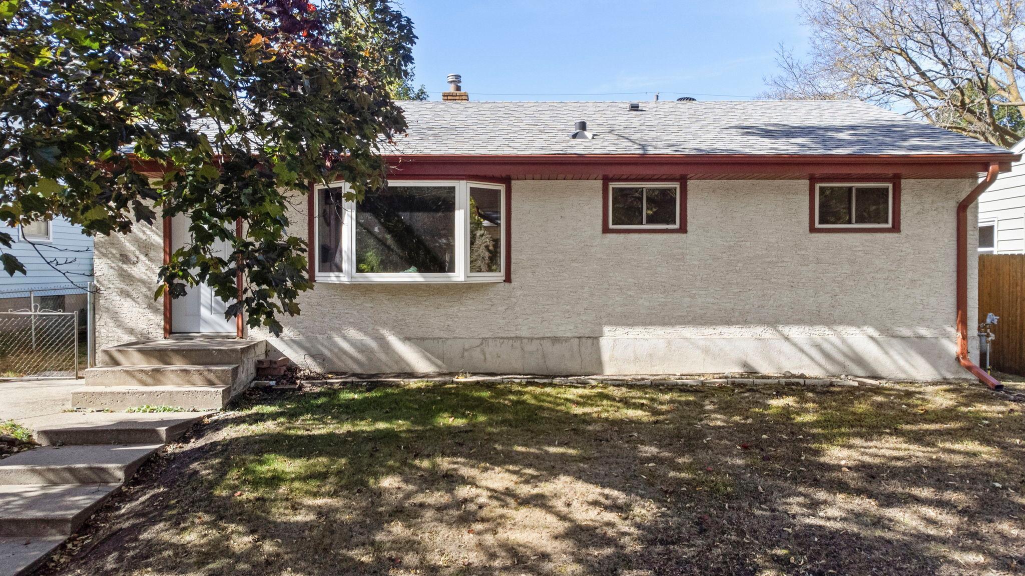 View of Residential at 1097 Dale Street, Saint Paul MN 55117, Saint Paul (8 of 71) - Mike Wilen | Minnesota Team Real Estate