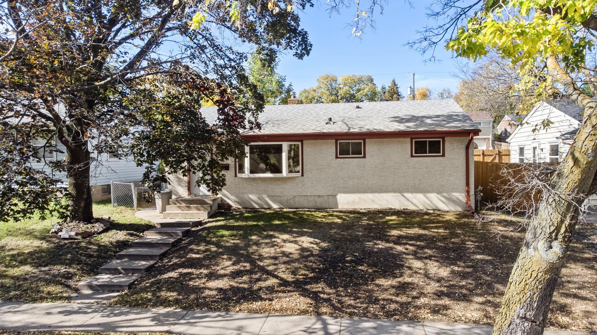 View of Residential at 1097 Dale Street, Saint Paul MN 55117, Saint Paul (6 of 71) - Mike Wilen | Minnesota Team Real Estate
