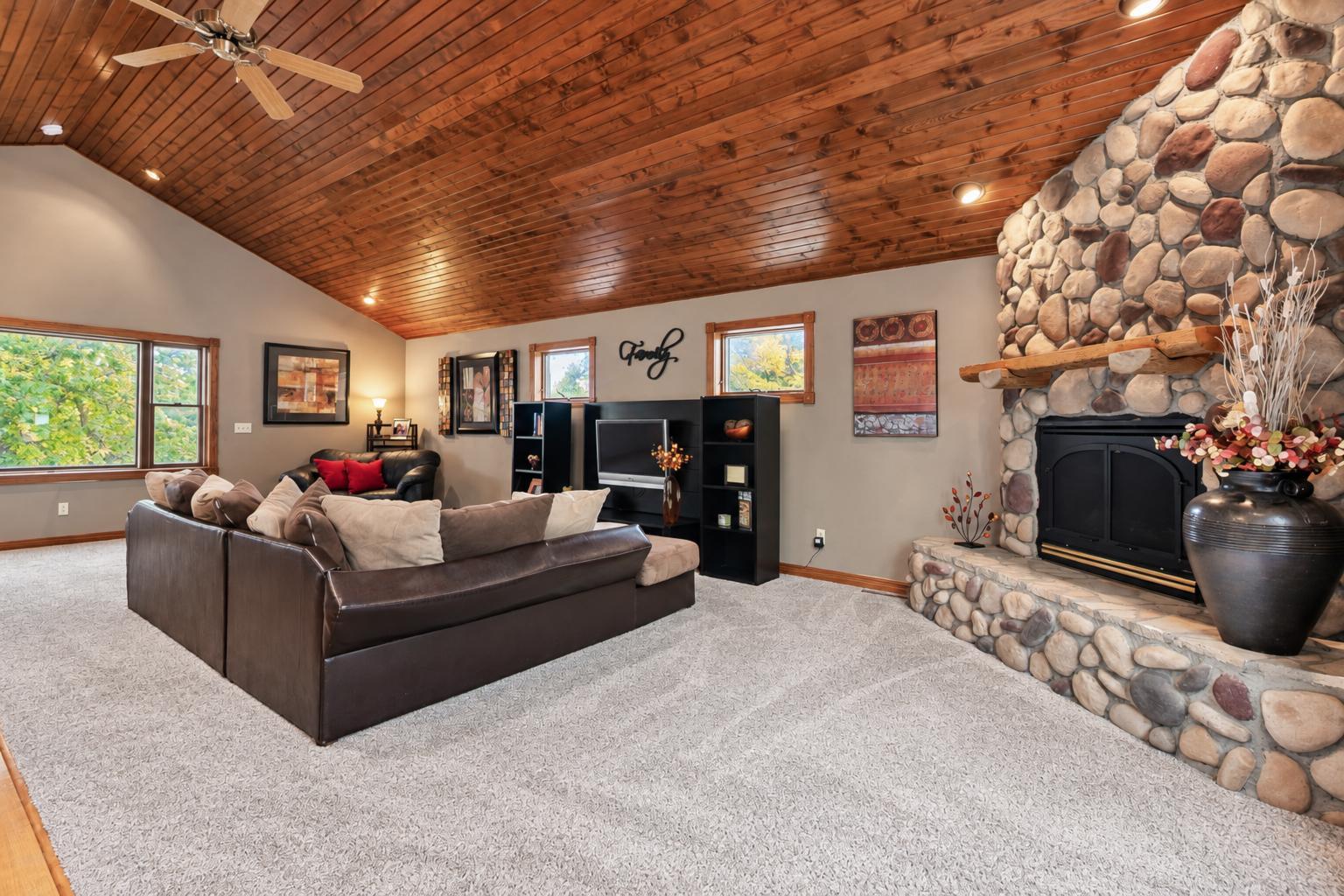 View of Residential at 200 Lexington Avenue, Le Center MN 56057, Le Center (29 of 62) - Mike Wilen | Minnesota Team Real Estate