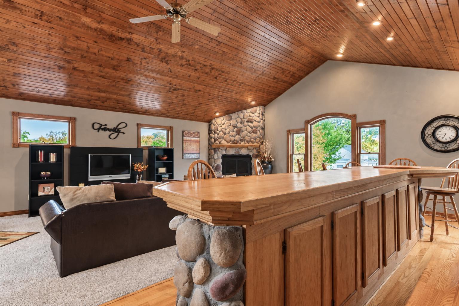 View of Residential at 200 Lexington Avenue, Le Center MN 56057, Le Center (24 of 62) - Mike Wilen | Minnesota Team Real Estate