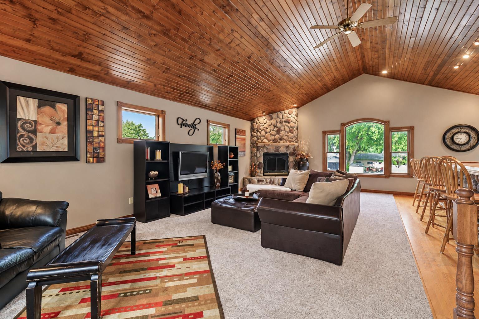 View of Residential at 200 Lexington Avenue, Le Center MN 56057, Le Center (22 of 62) - Mike Wilen | Minnesota Team Real Estate