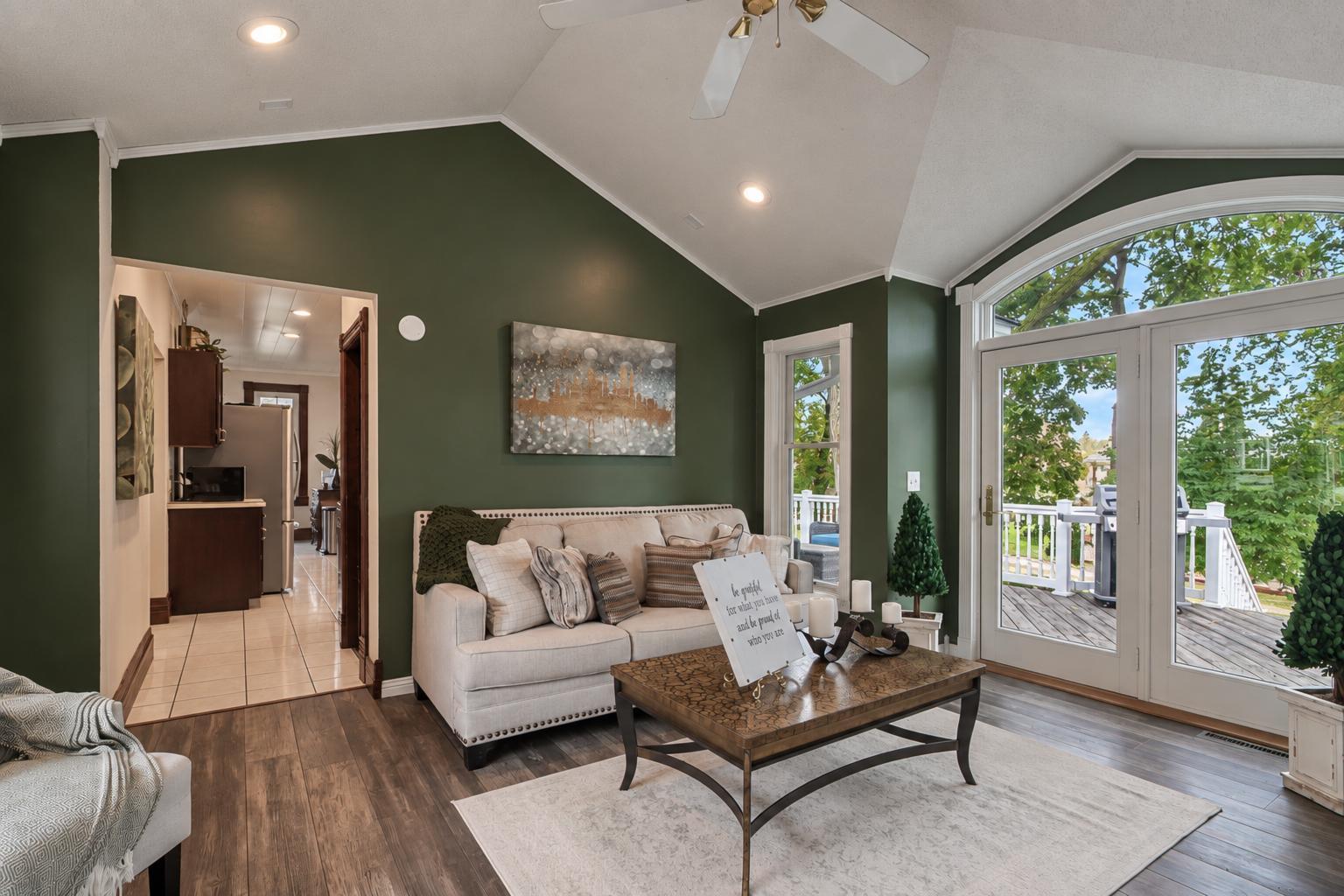 View of Residential at 200 Lexington Avenue, Le Center MN 56057, Le Center (5 of 62) - Mike Wilen | Minnesota Team Real Estate