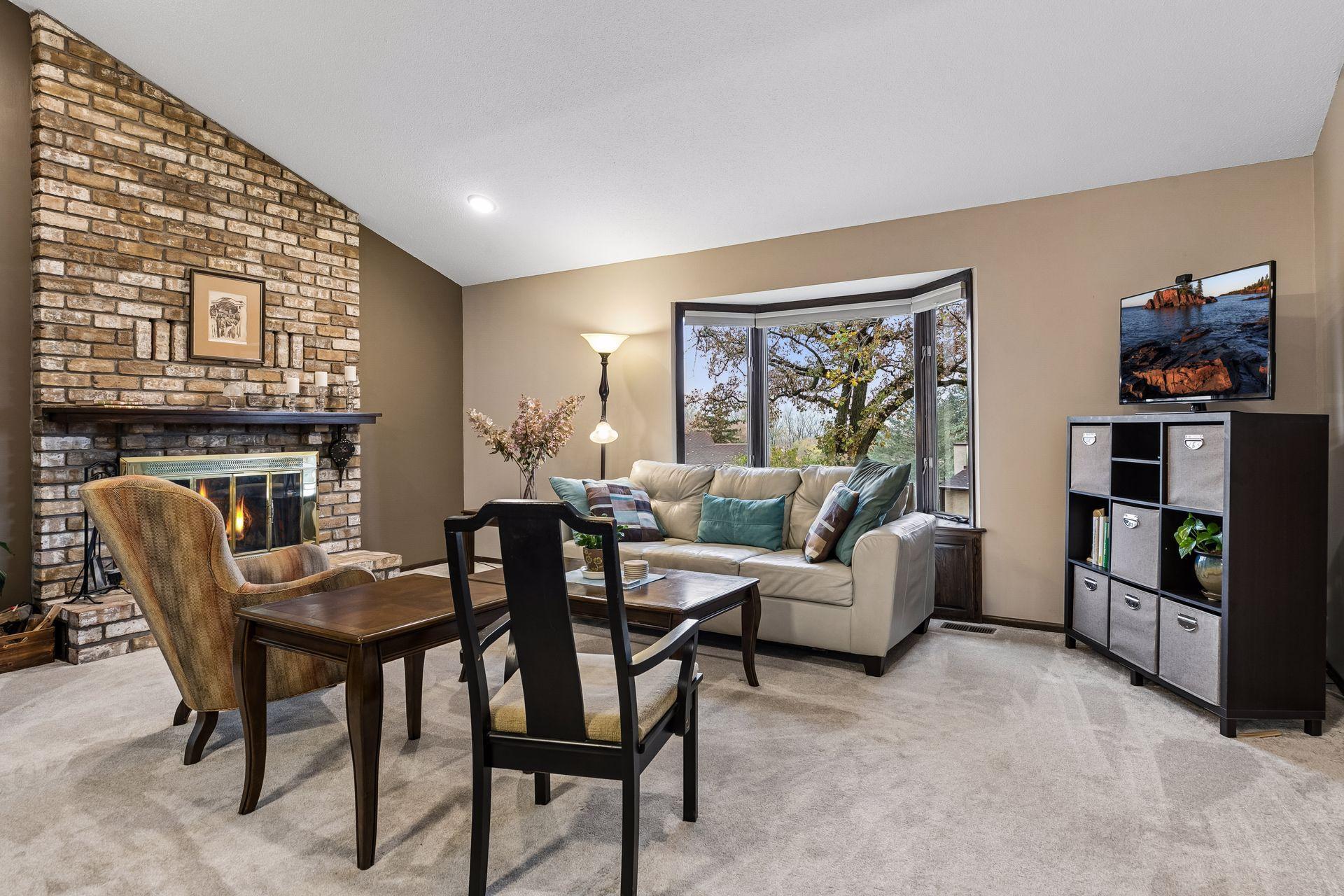 View of Residential at 2032 Charlton Ridge, West Saint Paul MN 55118, West Saint Paul (8 of 32) - Mike Wilen | Minnesota Team Real Estate