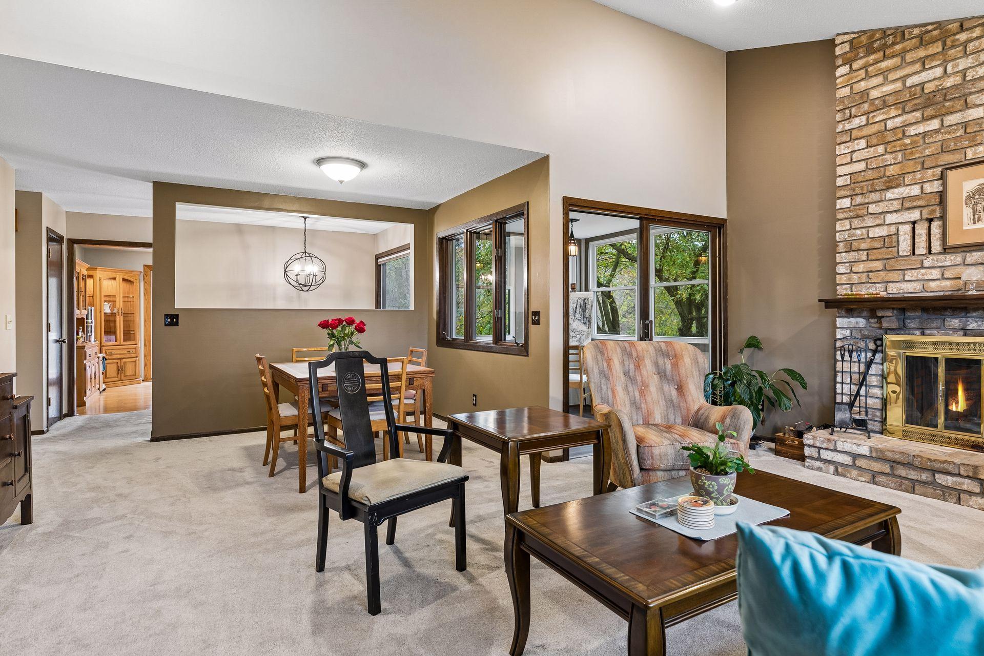 View of Residential at 2032 Charlton Ridge, West Saint Paul MN 55118, West Saint Paul (11 of 32) - Mike Wilen | Minnesota Team Real Estate