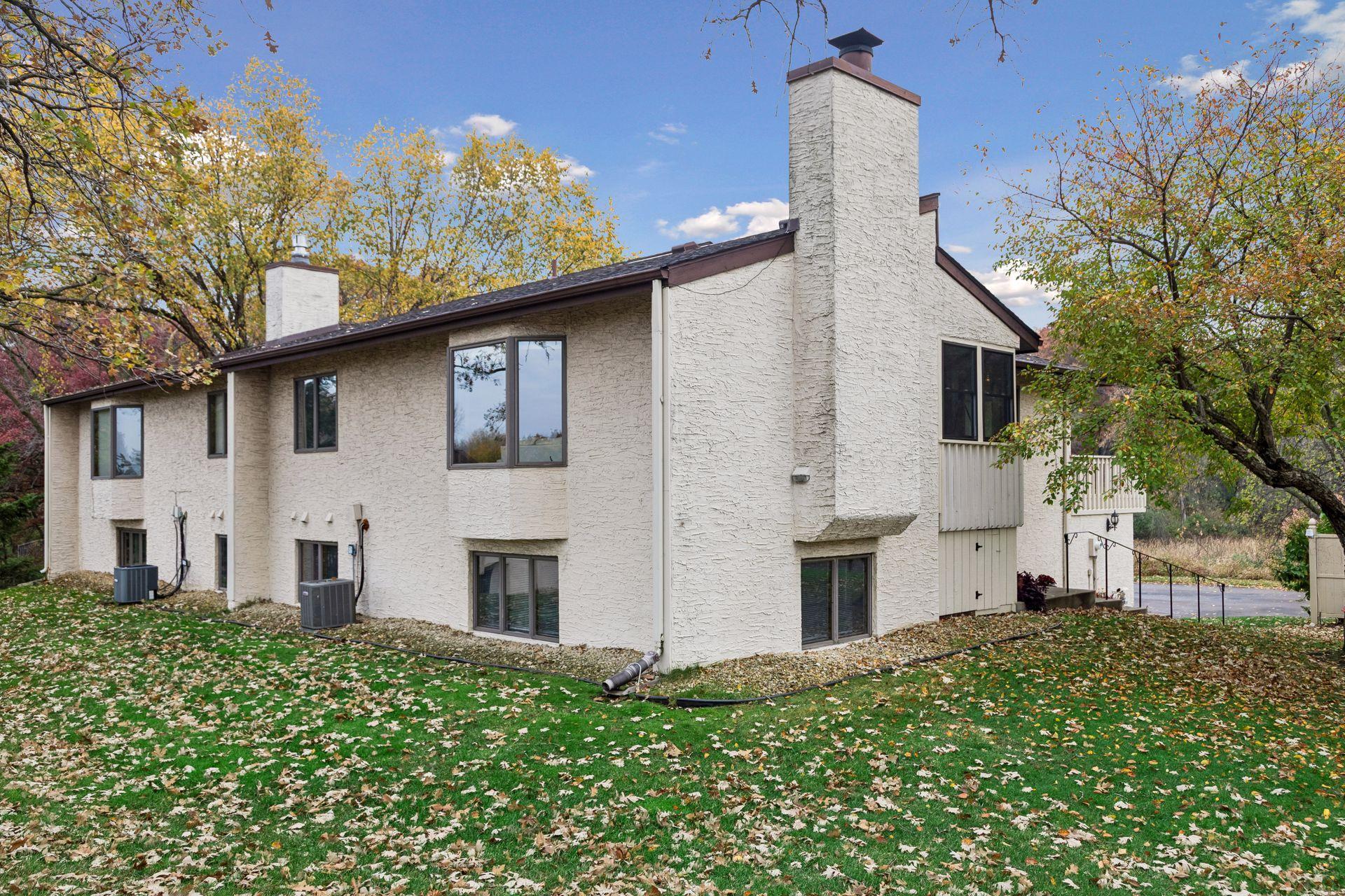 View of Residential at 2032 Charlton Ridge, West Saint Paul MN 55118, West Saint Paul (31 of 32) - Mike Wilen | Minnesota Team Real Estate