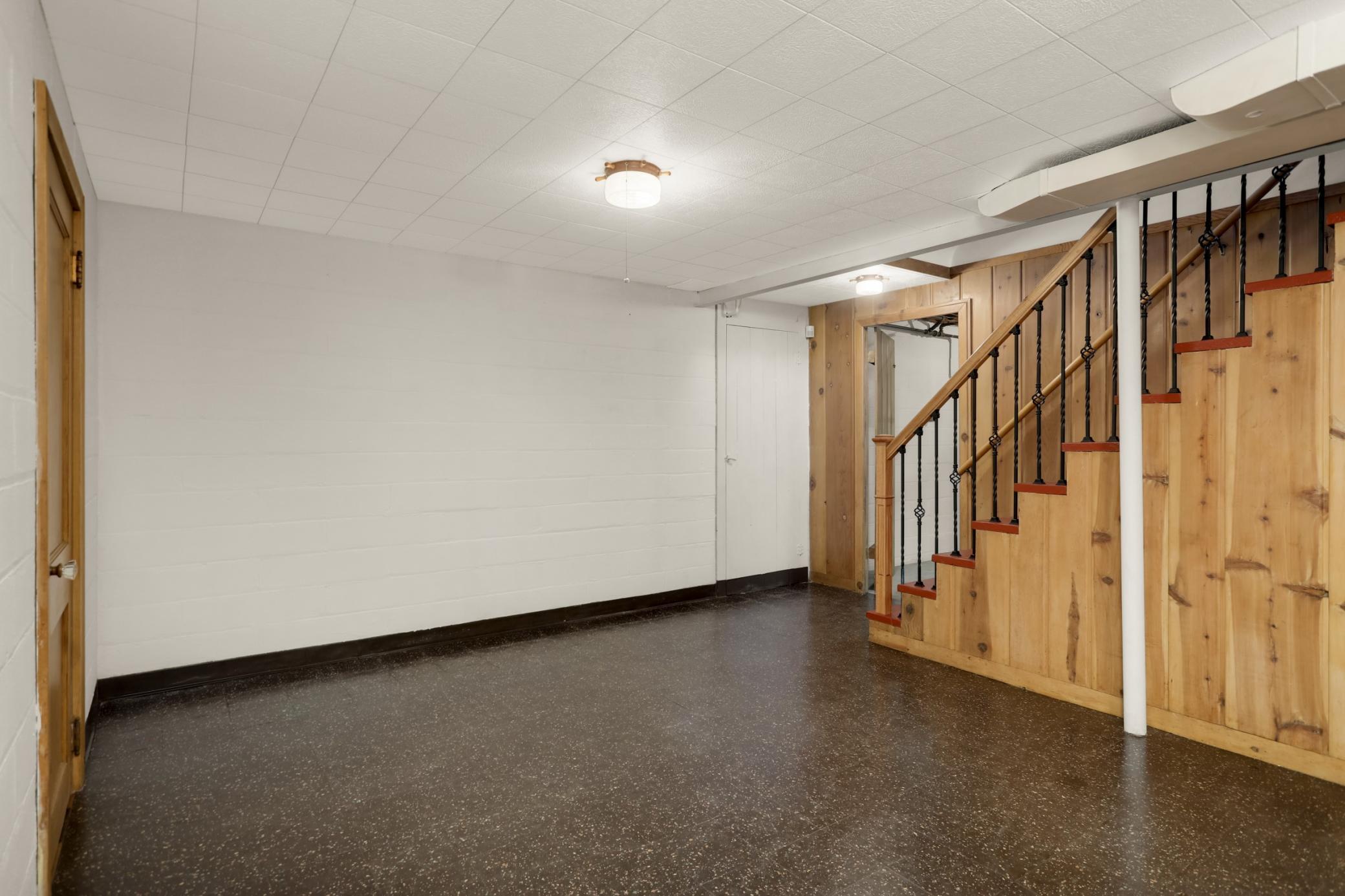 View of Residential at 1346 Kent Street, Saint Paul MN 55117, Saint Paul (28 of 52) - Mike Wilen | Minnesota Team Real Estate