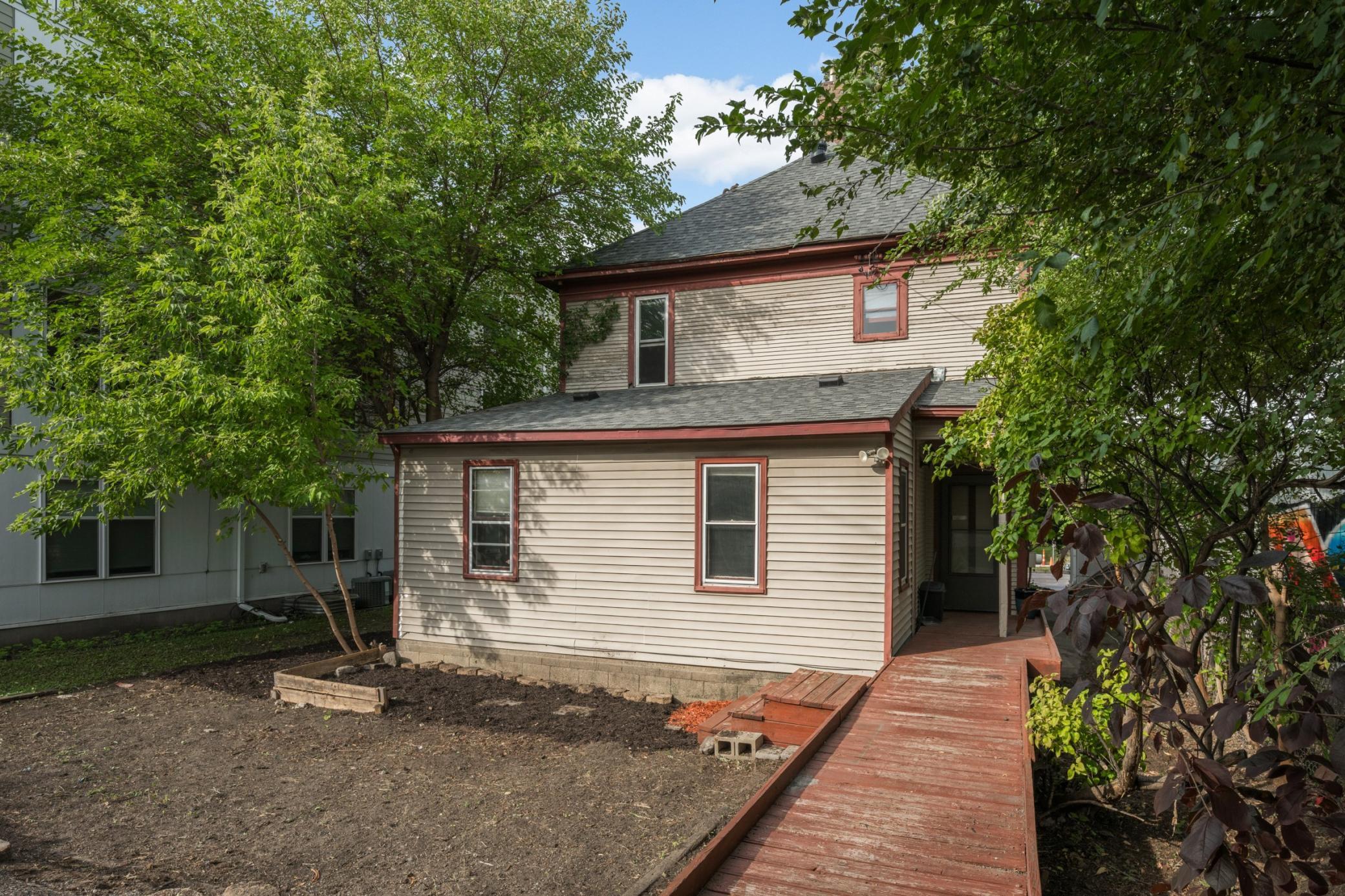 View of Residential at 2445 Lyndale Avenue, Minneapolis MN 55405, Minneapolis (33 of 43) - Mike Wilen | Minnesota Team Real Estate