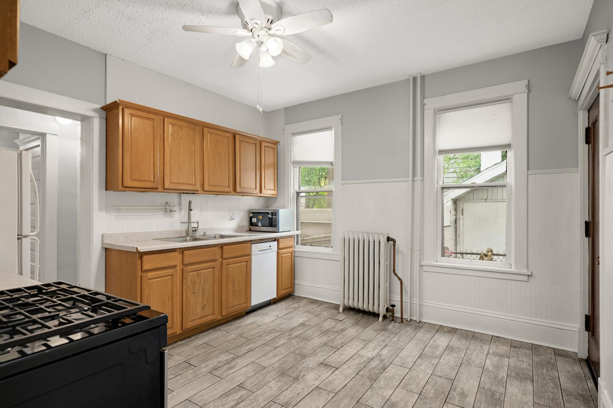 View of Residential at 2445 Lyndale Avenue, Minneapolis MN 55405, Minneapolis (16 of 43) - Mike Wilen | Minnesota Team Real Estate