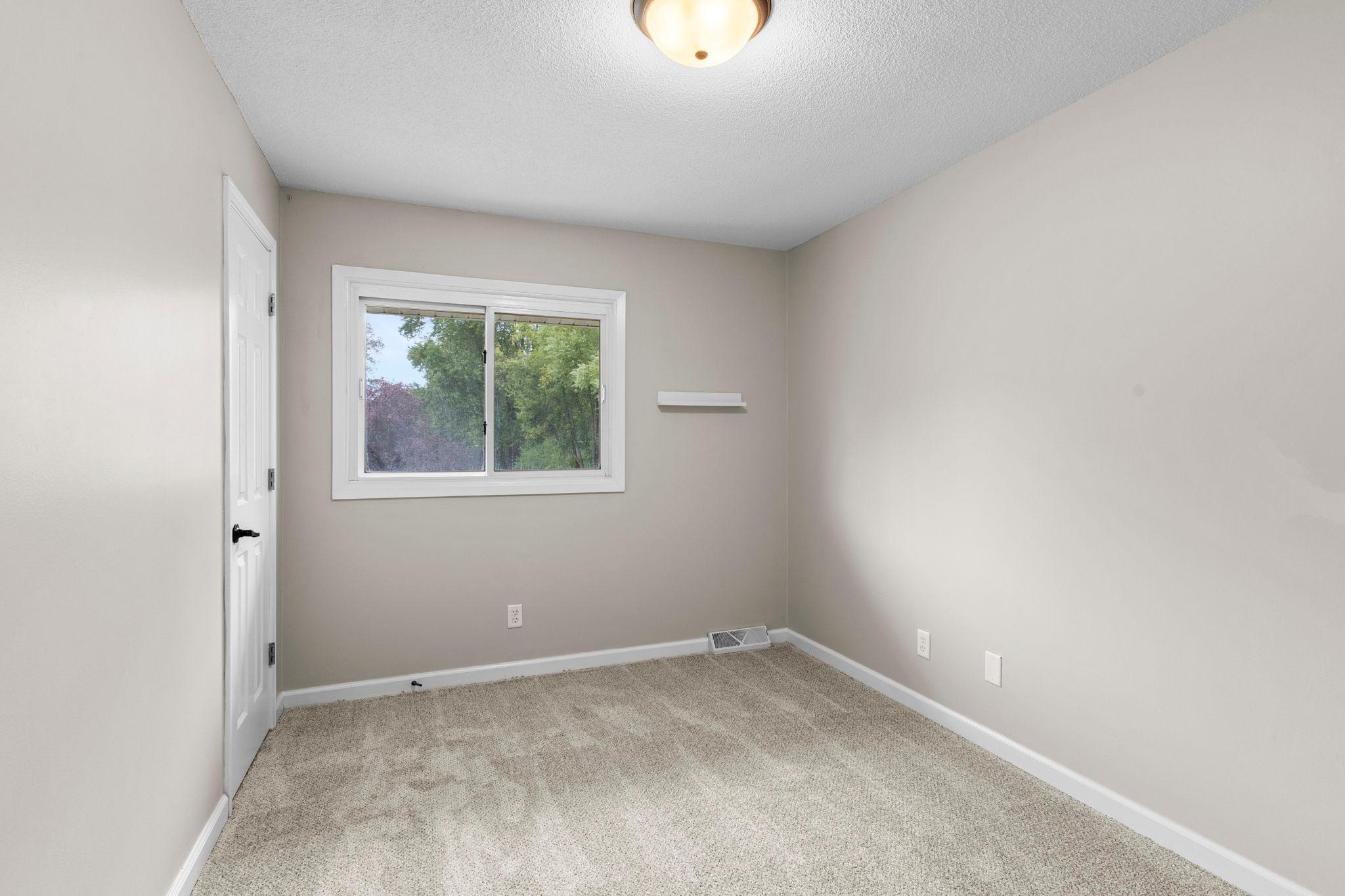 View of Residential at 1435 56th Street, Inver Grove Heights MN 55077, Inver Grove Heights (31 of 81) - Mike Wilen | Minnesota Team Real Estate