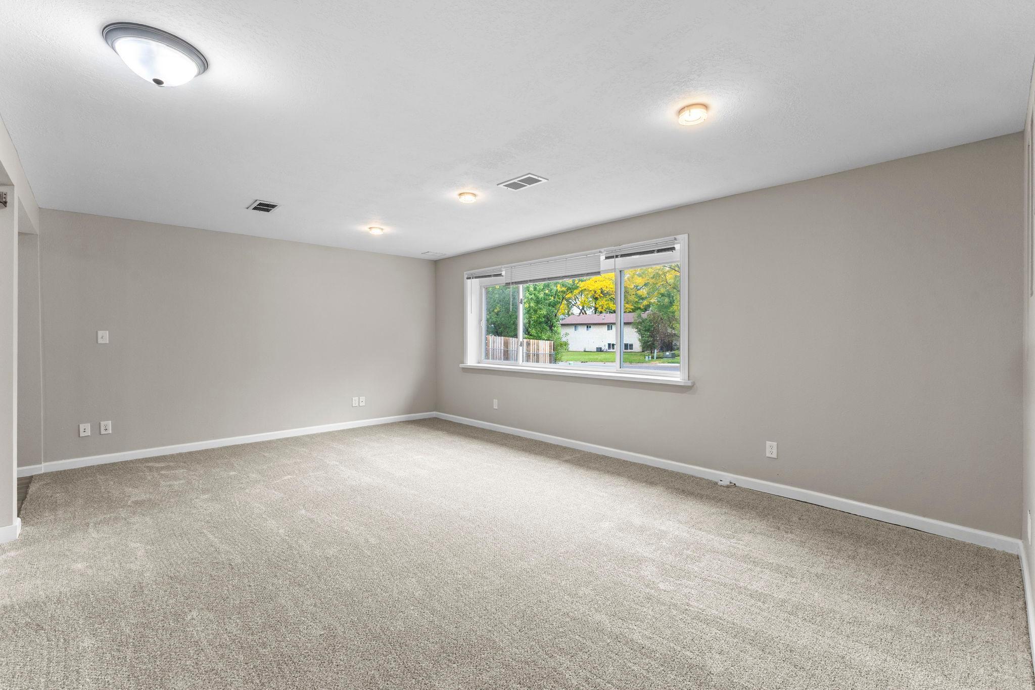 View of Residential at 1435 56th Street, Inver Grove Heights MN 55077, Inver Grove Heights (45 of 68) - Mike Wilen | Minnesota Team Real Estate