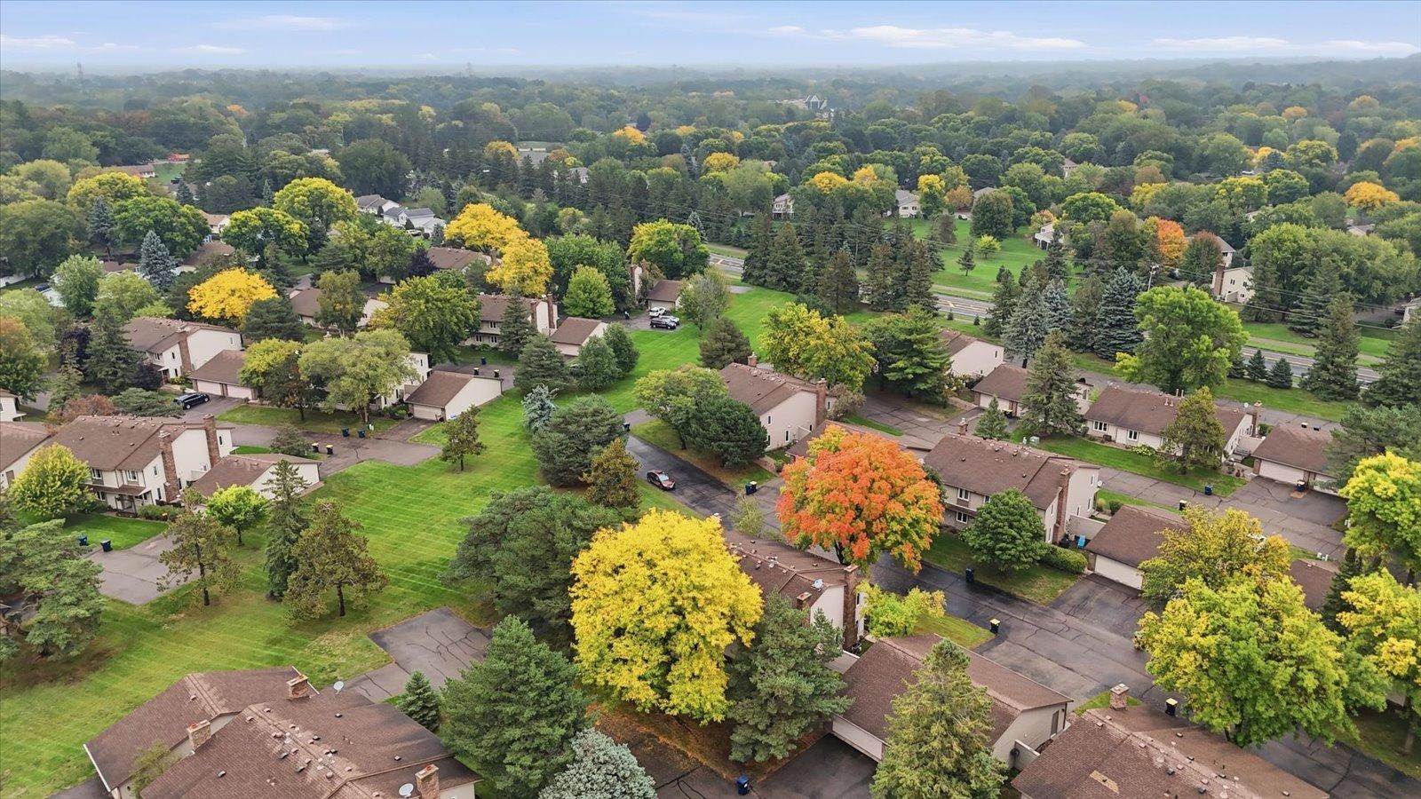 View of Residential at 4711 Lund Point, Eagan MN 55122, Eagan (43 of 54) - Mike Wilen | Minnesota Team Real Estate