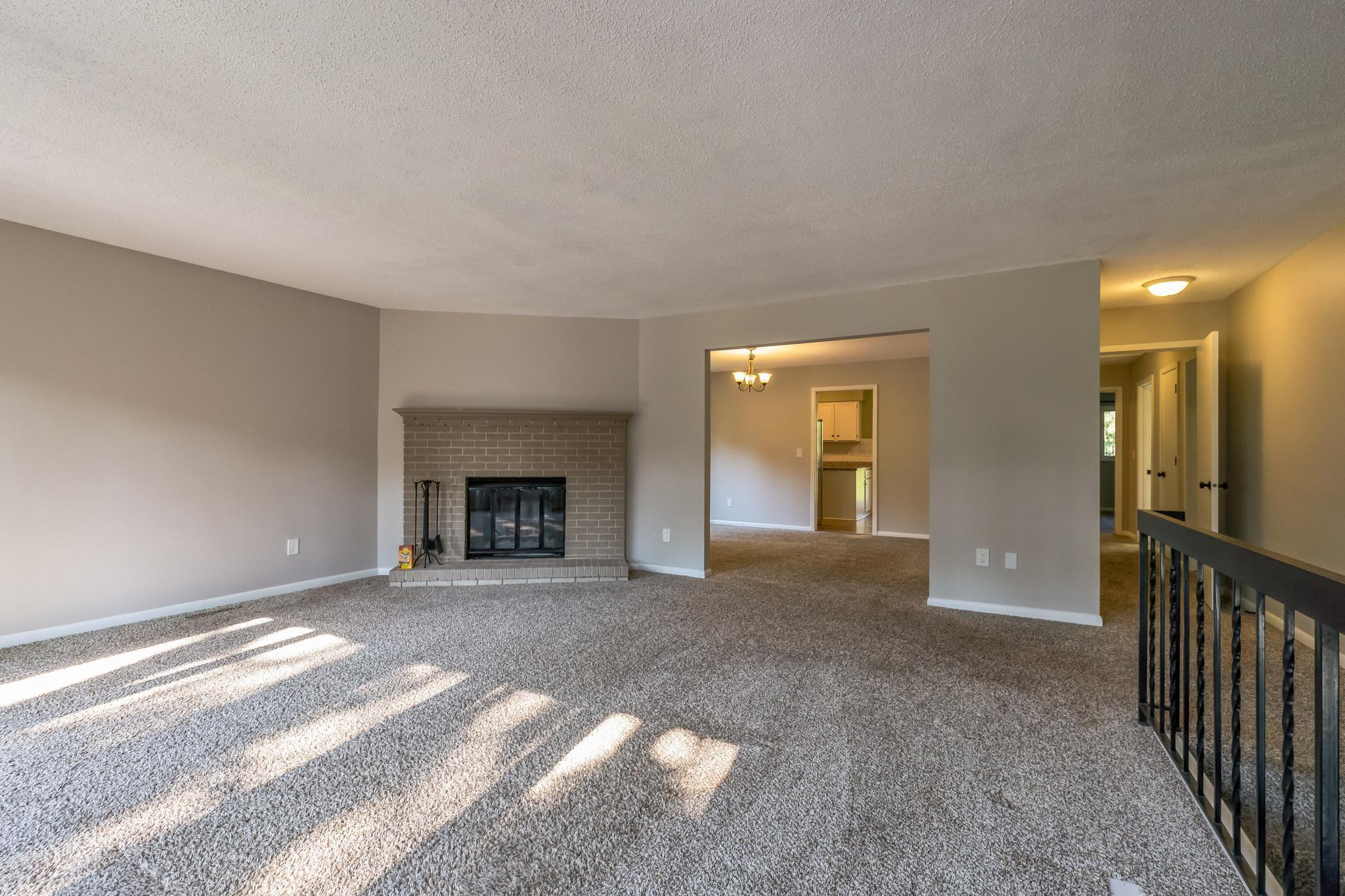 View of Residential at 9505 Clubhouse Road, Eden Prairie MN 55347, Eden Prairie (5 of 17) - Mike Wilen | Minnesota Team Real Estate