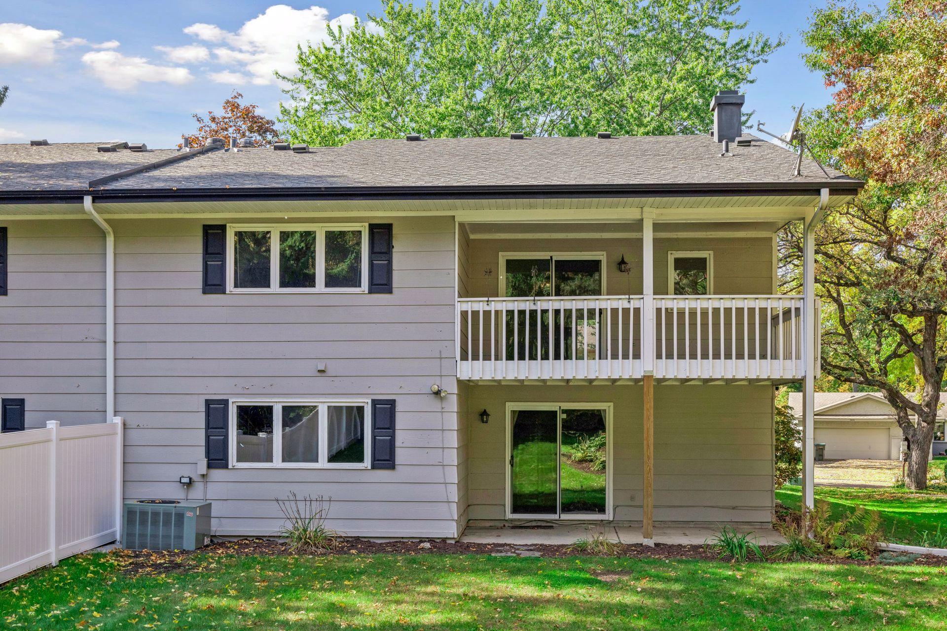 View of Residential at 9505 Clubhouse Road, Eden Prairie MN 55347, Eden Prairie (38 of 49) - Mike Wilen | Minnesota Team Real Estate