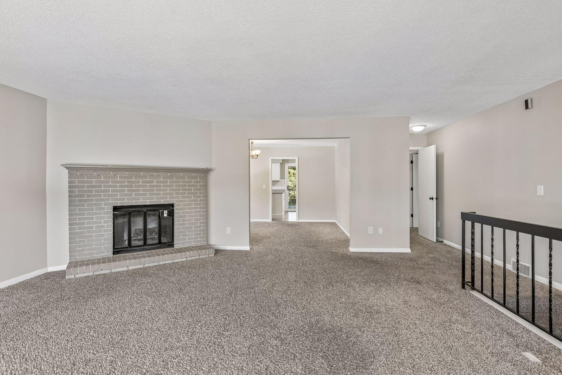 View of Residential at 9505 Clubhouse Road, Eden Prairie MN 55347, Eden Prairie (10 of 49) - Mike Wilen | Minnesota Team Real Estate