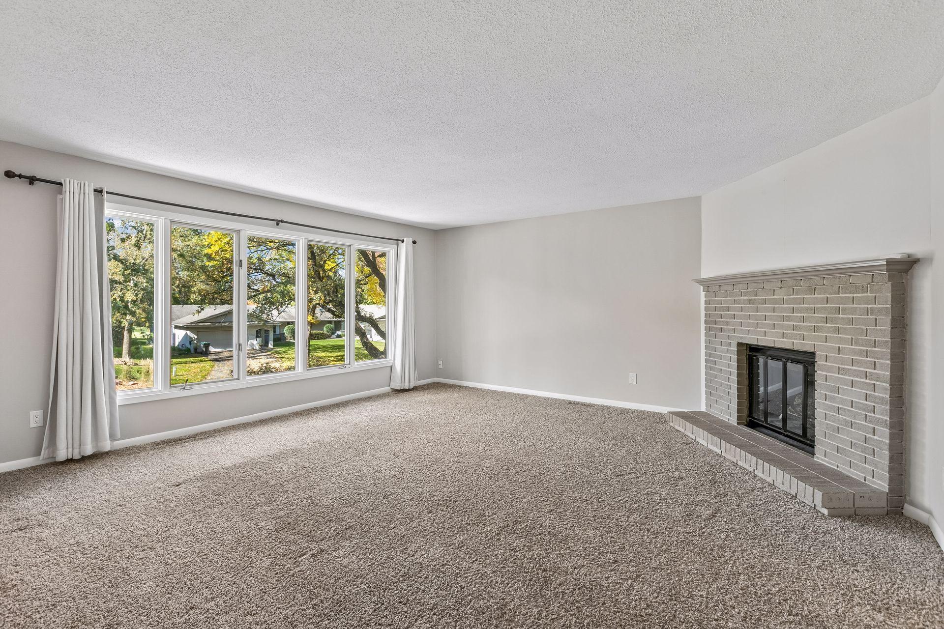 View of Residential at 9505 Clubhouse Road, Eden Prairie MN 55347, Eden Prairie (7 of 49) - Mike Wilen | Minnesota Team Real Estate