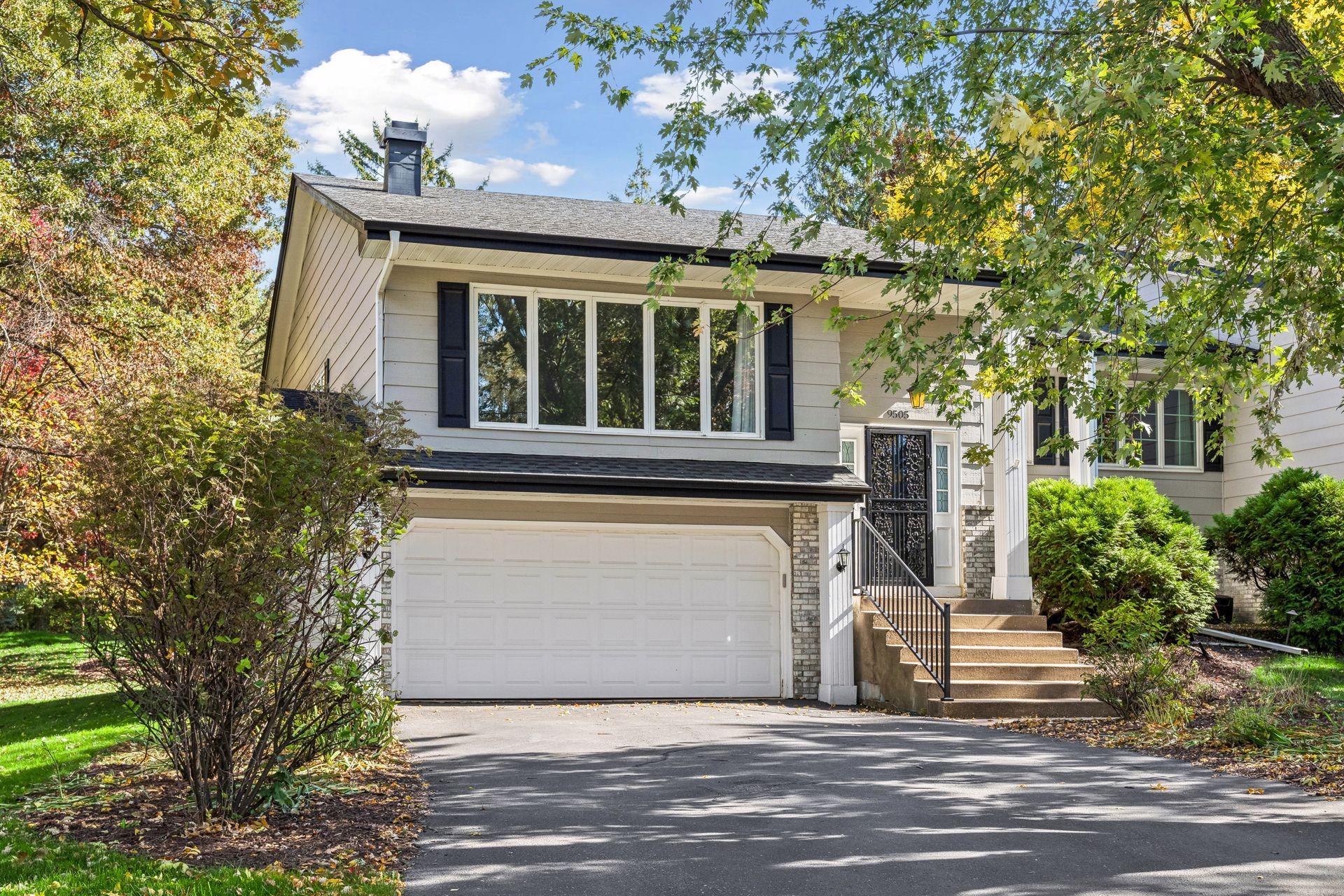 View of Residential at 9505 Clubhouse Road, Eden Prairie MN 55347, Eden Prairie (2 of 49) - Mike Wilen | Minnesota Team Real Estate