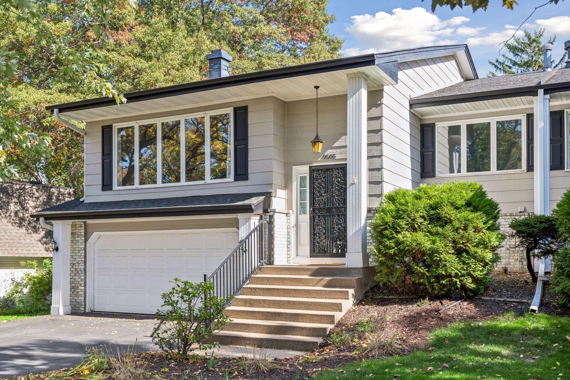 View of Twin Home at 9505 Clubhouse Road, Eden Prairie - Mike Wilen | Minnesota Team Real Estate