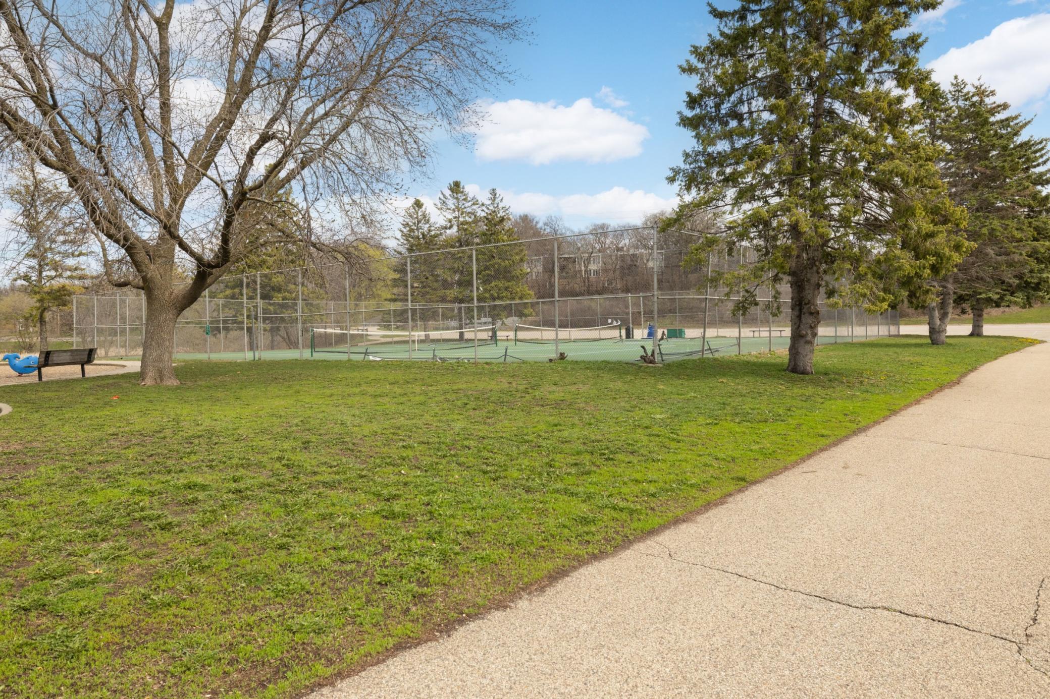 View of Residential at 5505 Warden Avenue, Edina MN 55436, Edina (49 of 58) - Mike Wilen | Minnesota Team Real Estate