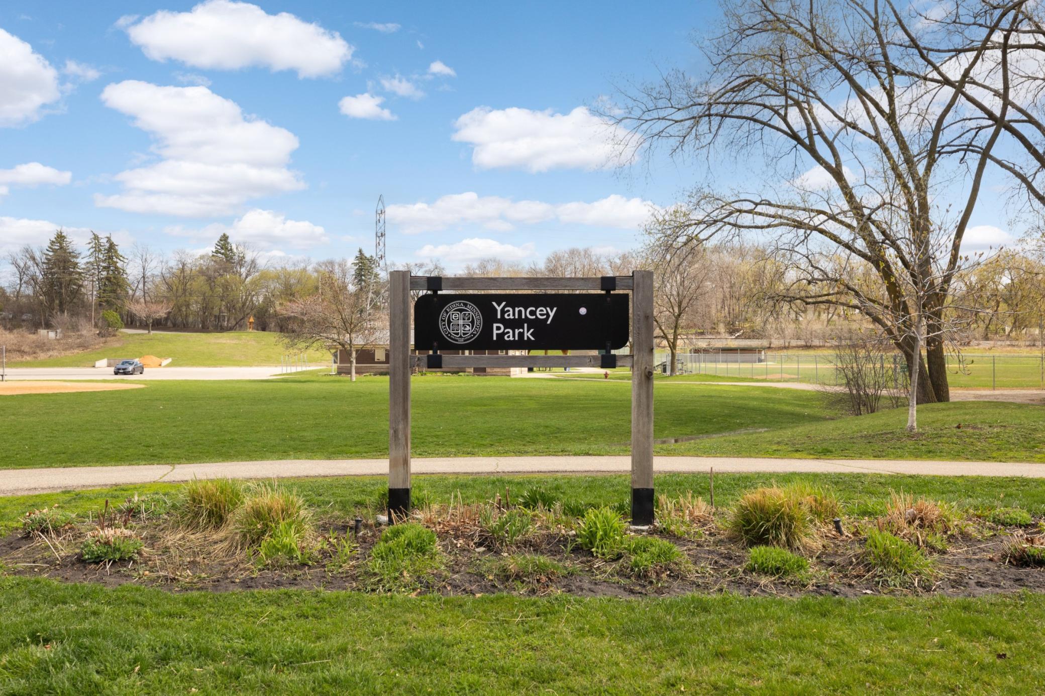 View of Residential at 5505 Warden Avenue, Edina MN 55436, Edina (48 of 58) - Mike Wilen | Minnesota Team Real Estate