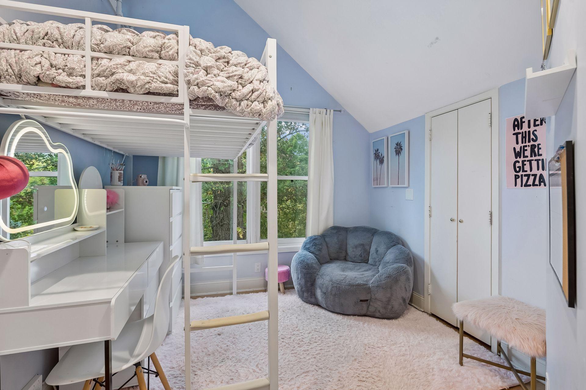 View of Residential at 2510 22nd Street, Minneapolis MN 55405, Minneapolis (29 of 55) - Mike Wilen | Minnesota Team Real Estate