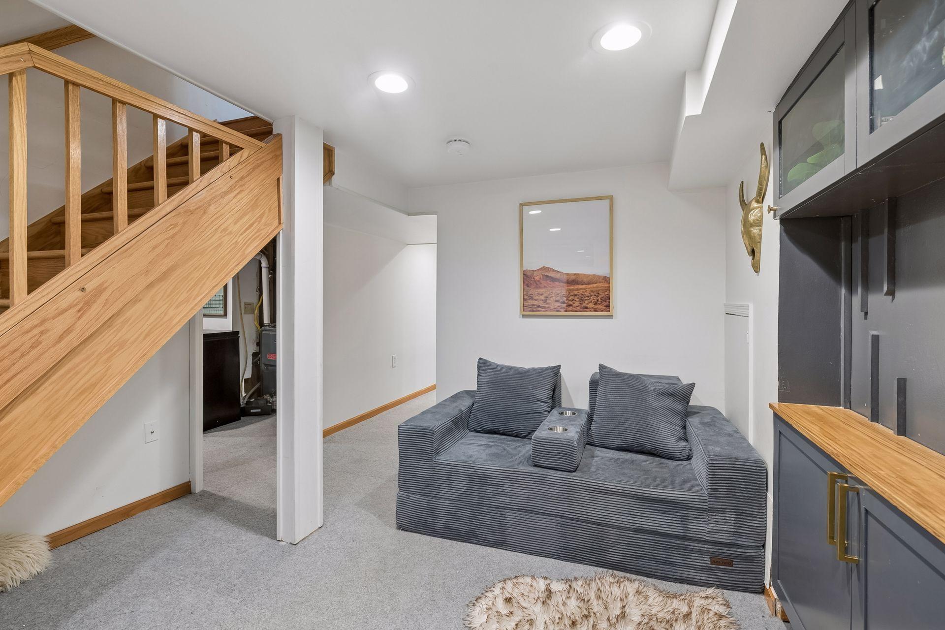 View of Residential at 2510 22nd Street, Minneapolis MN 55405, Minneapolis (33 of 55) - Mike Wilen | Minnesota Team Real Estate