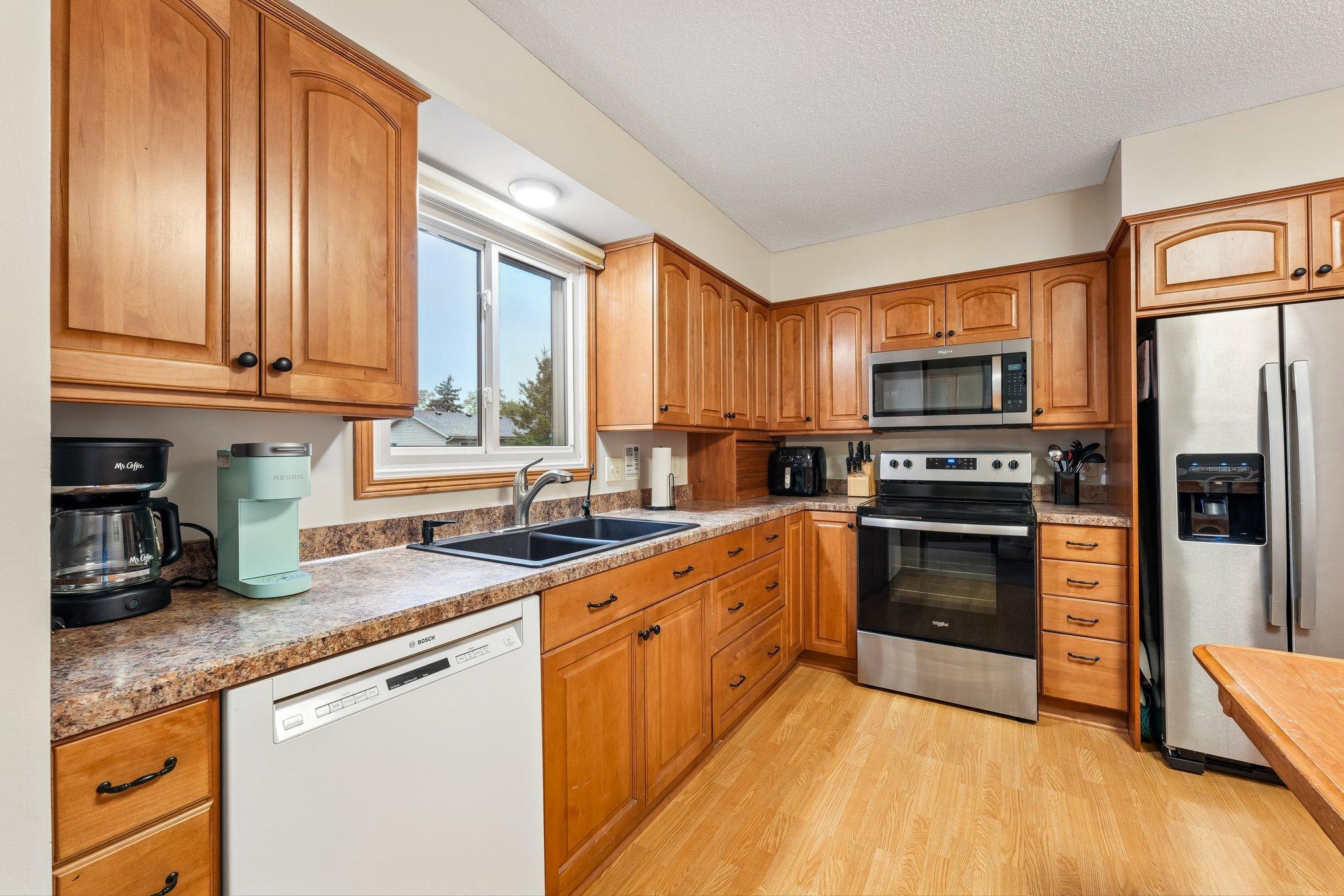 View of Residential at 810 Clearbrook Lane, Vadnais Heights MN 55127, Vadnais Heights (10 of 39) - Mike Wilen | Minnesota Team Real Estate