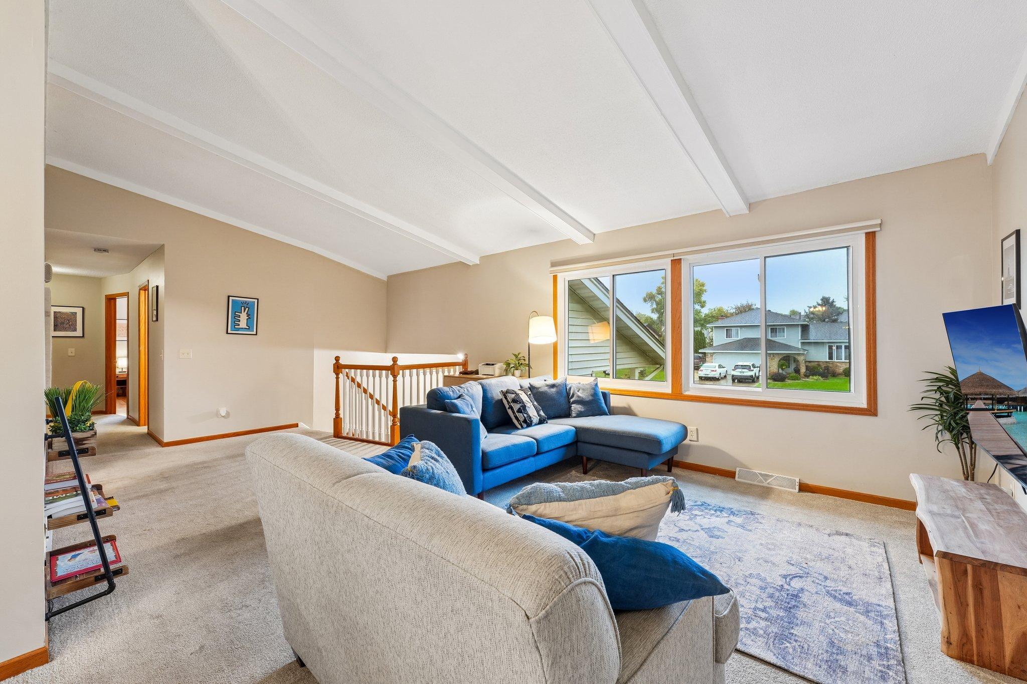 View of Residential at 810 Clearbrook Lane, Vadnais Heights MN 55127, Vadnais Heights (6 of 39) - Mike Wilen | Minnesota Team Real Estate