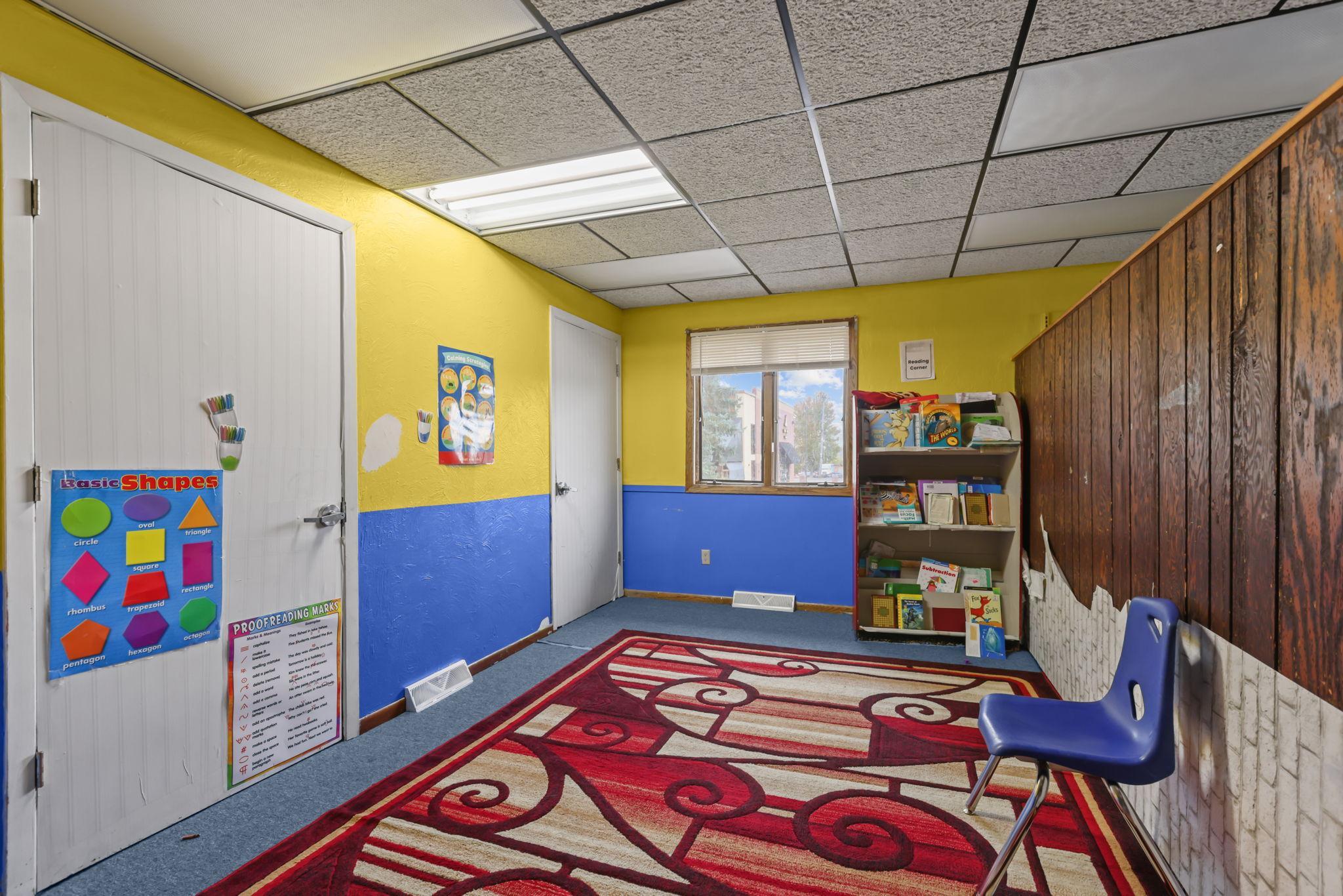 View of Commercial Sale at 4025 University Avenue, Columbia Heights MN 55421, Columbia Heights (22 of 24) - Mike Wilen | Minnesota Team Real Estate