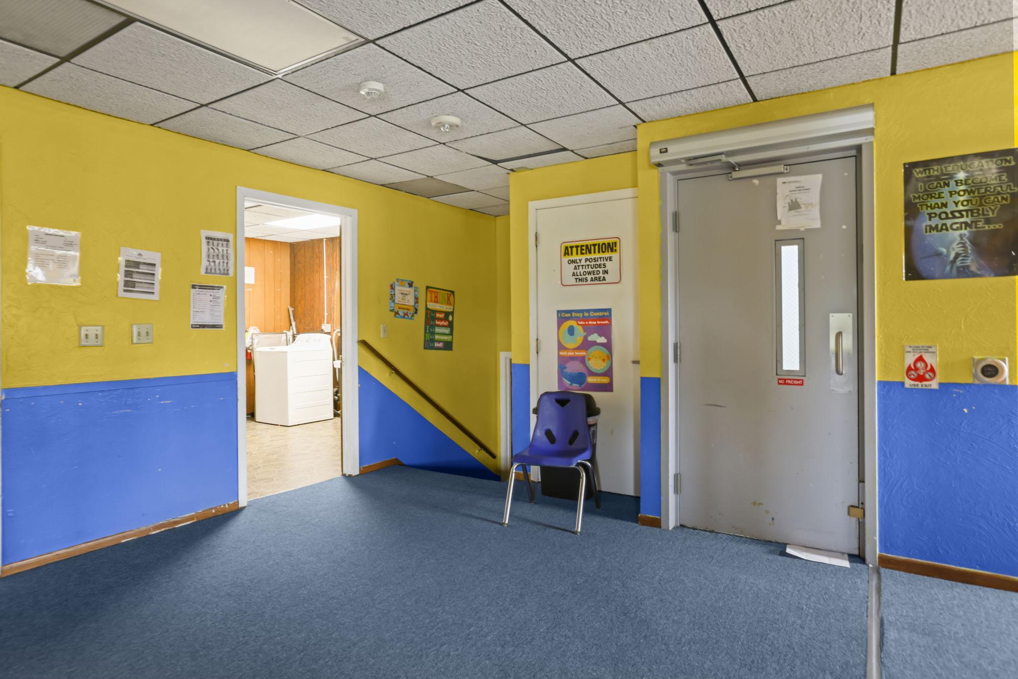 View of Commercial Sale at 4025 University Avenue, Columbia Heights MN 55421, Columbia Heights (20 of 24) - Mike Wilen | Minnesota Team Real Estate
