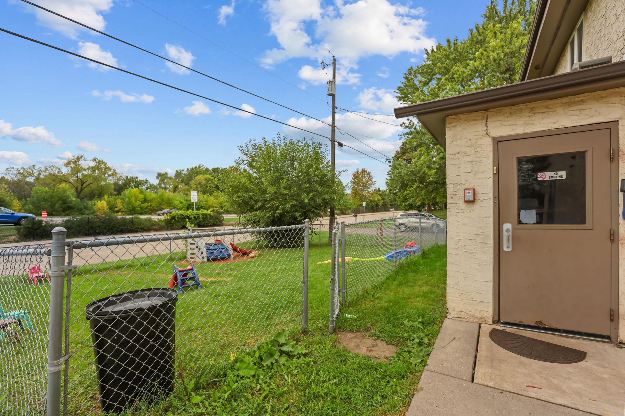 View of Commercial Sale at 4025 University Avenue, Columbia Heights MN 55421, Columbia Heights (3 of 24) - Mike Wilen | Minnesota Team Real Estate