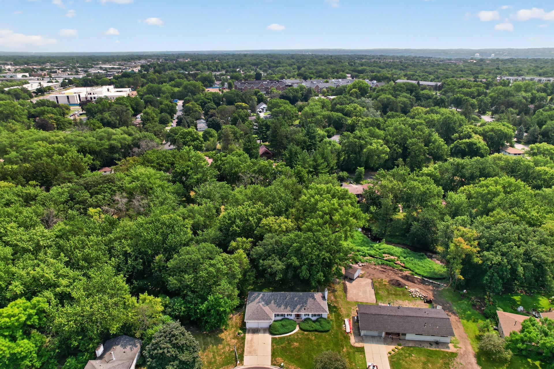 View of Residential at 9923 Brookside Circle, Bloomington MN 55431, Bloomington (60 of 70) - Mike Wilen | Minnesota Team Real Estate
