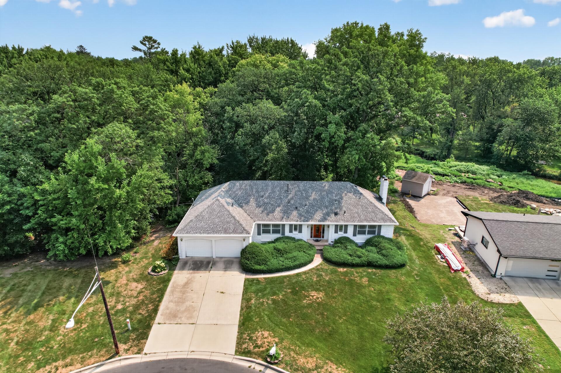 View of Residential at 9923 Brookside Circle, Bloomington MN 55431, Bloomington (51 of 70) - Mike Wilen | Minnesota Team Real Estate