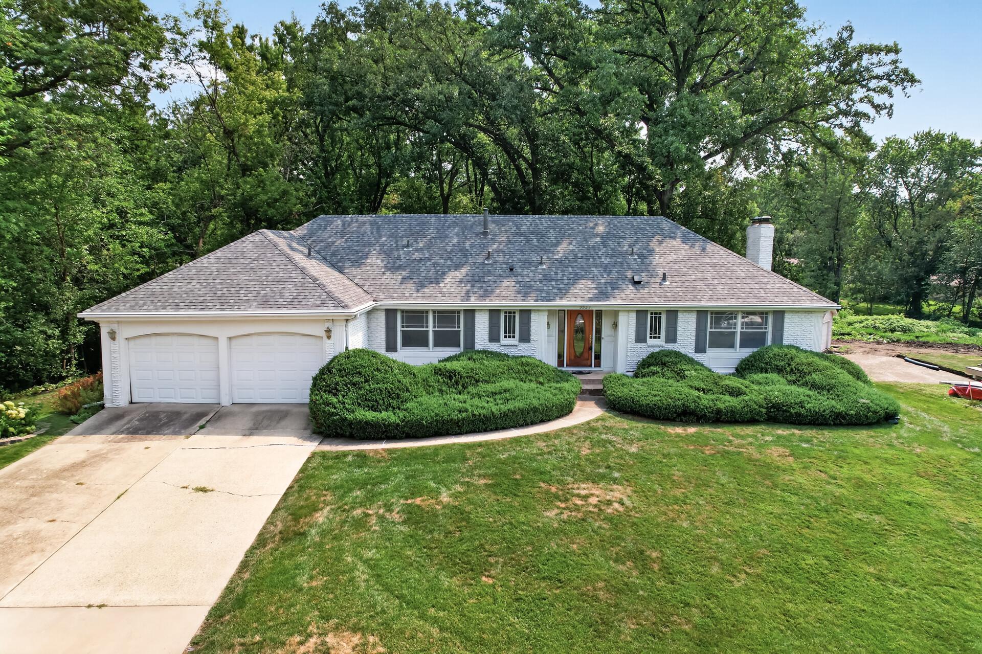 View of Residential at 9923 Brookside Circle, Bloomington MN 55431, Bloomington (50 of 70) - Mike Wilen | Minnesota Team Real Estate