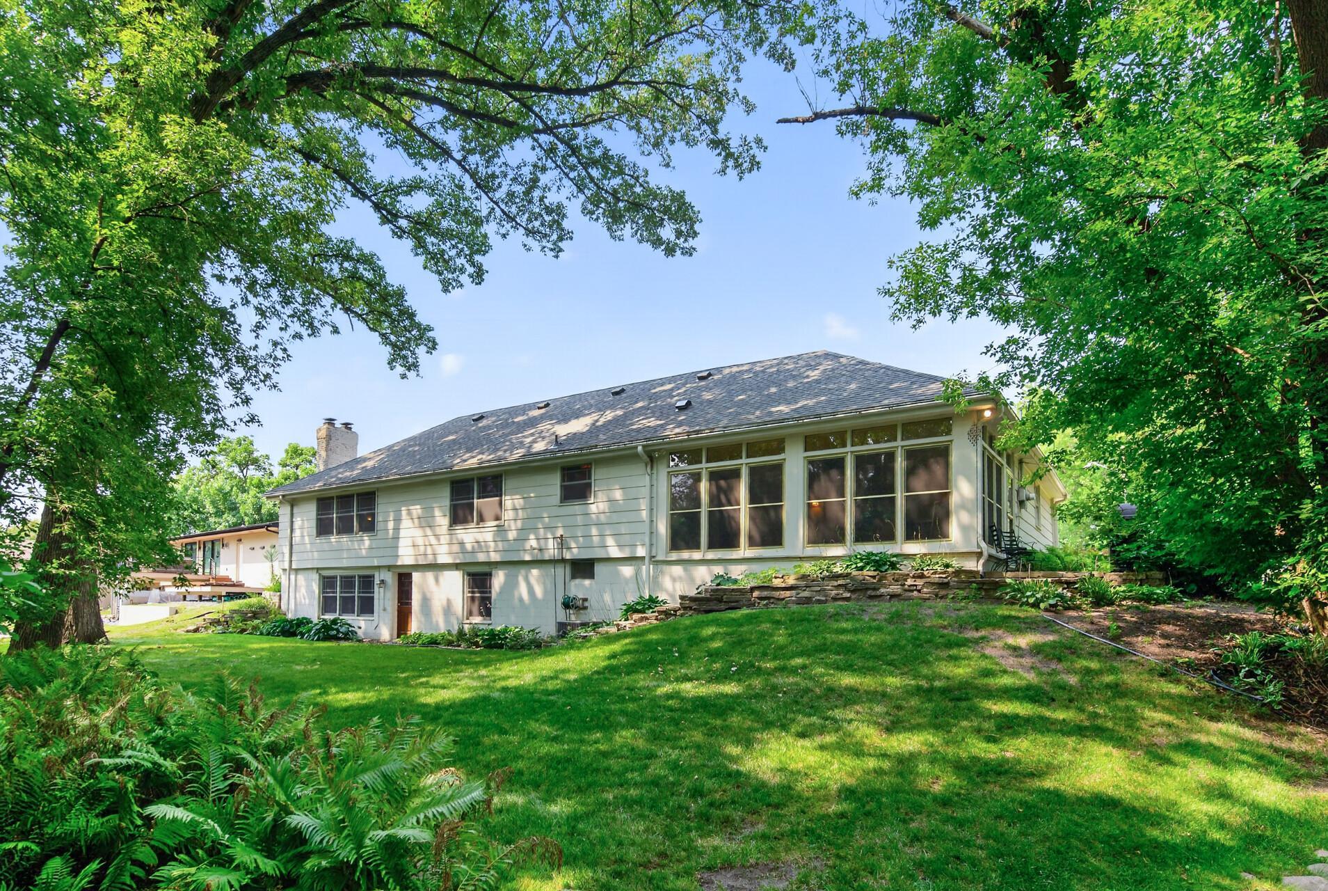 View of Residential at 9923 Brookside Circle, Bloomington MN 55431, Bloomington (46 of 70) - Mike Wilen | Minnesota Team Real Estate