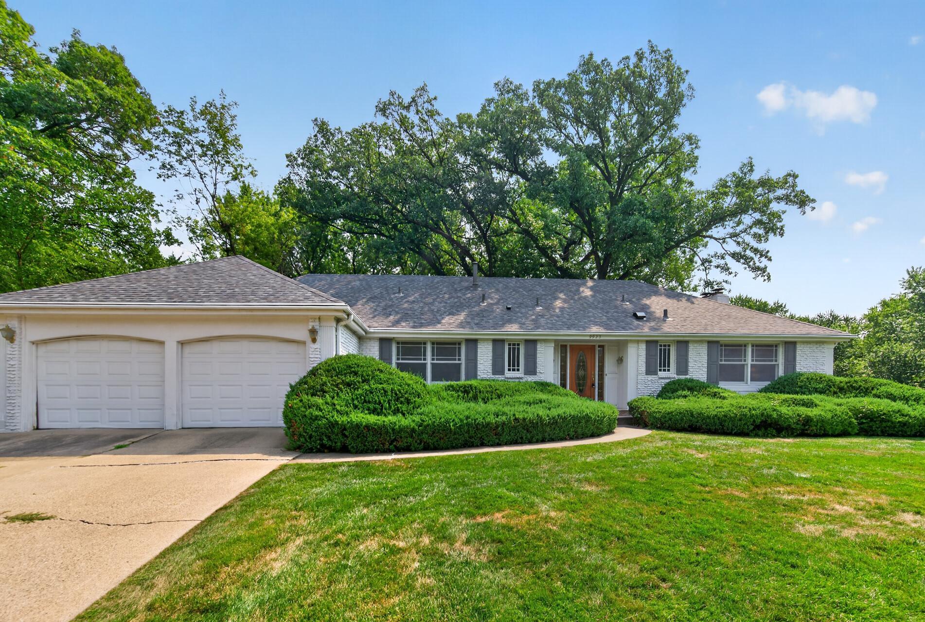 View of Residential at 9923 Brookside Circle, Bloomington MN 55431, Bloomington (4 of 70) - Mike Wilen | Minnesota Team Real Estate