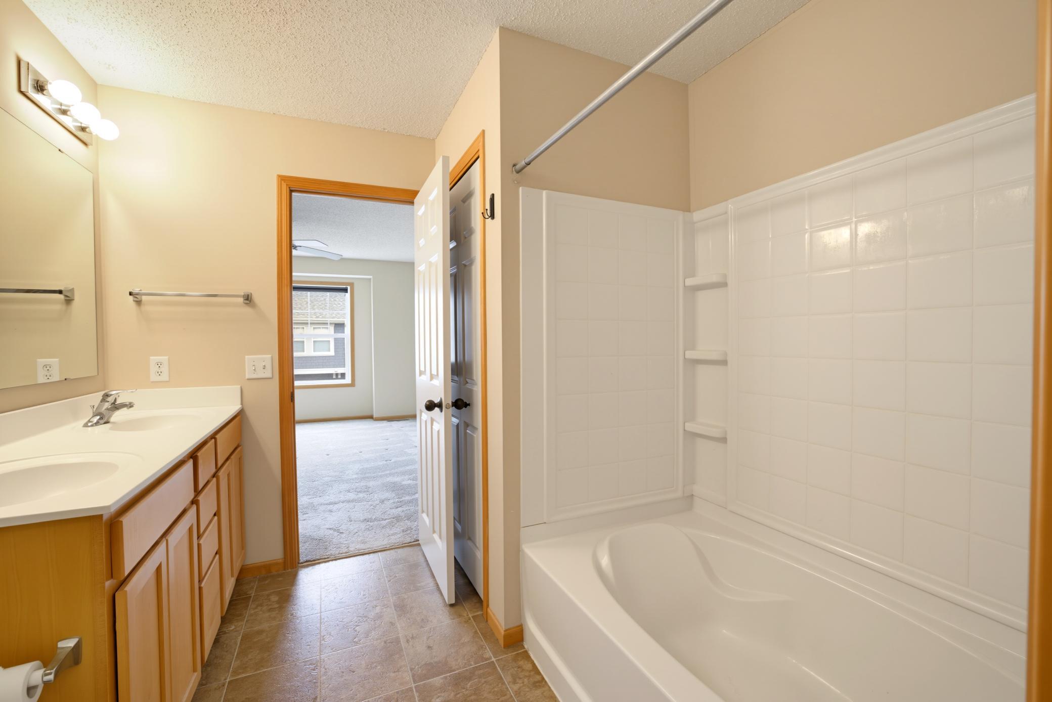 View of Residential at 15529 Eagle Shore Drive, Apple Valley MN 55124, Apple Valley (17 of 30) - Mike Wilen | Minnesota Team Real Estate