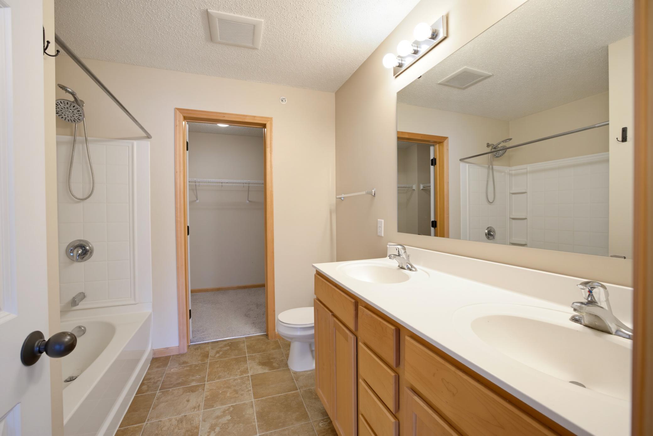 View of Residential at 15529 Eagle Shore Drive, Apple Valley MN 55124, Apple Valley (16 of 30) - Mike Wilen | Minnesota Team Real Estate
